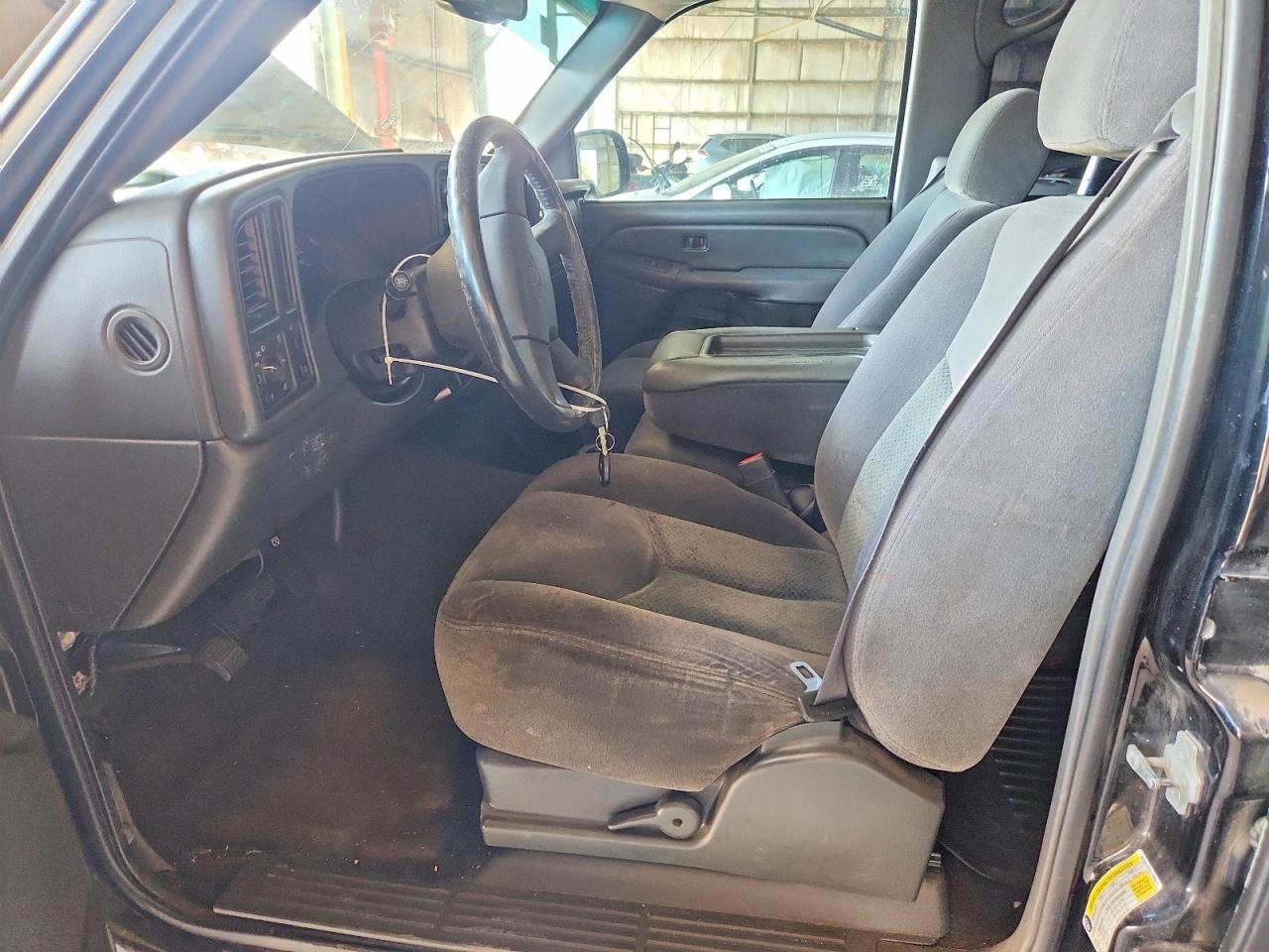 2006 Chevrolet Silverado C1500 Black vin: 2GCEC13TX61163857