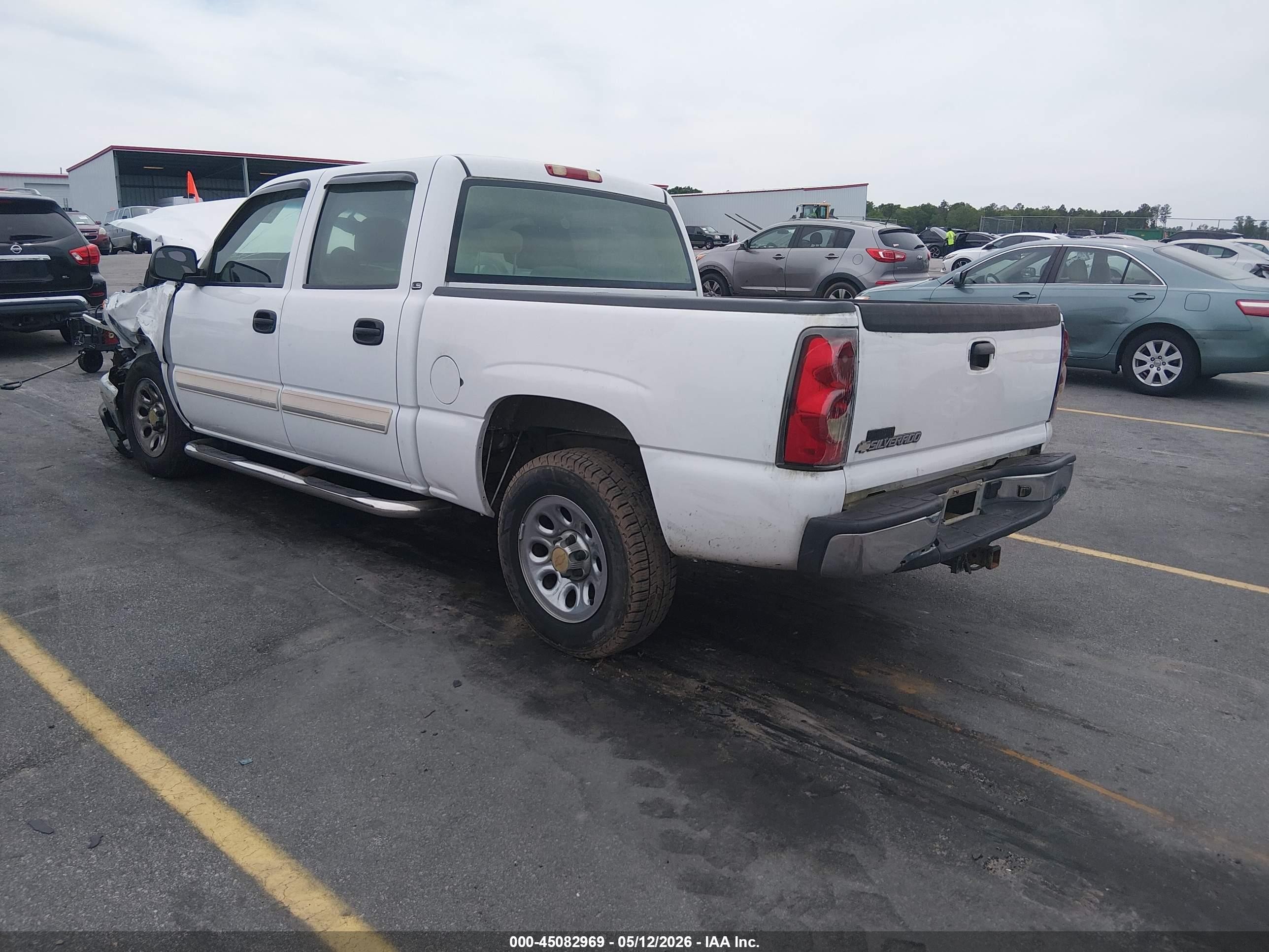 2006 Chevrolet Silverado 1500 Ls White vin: 2GCEC13V561271742