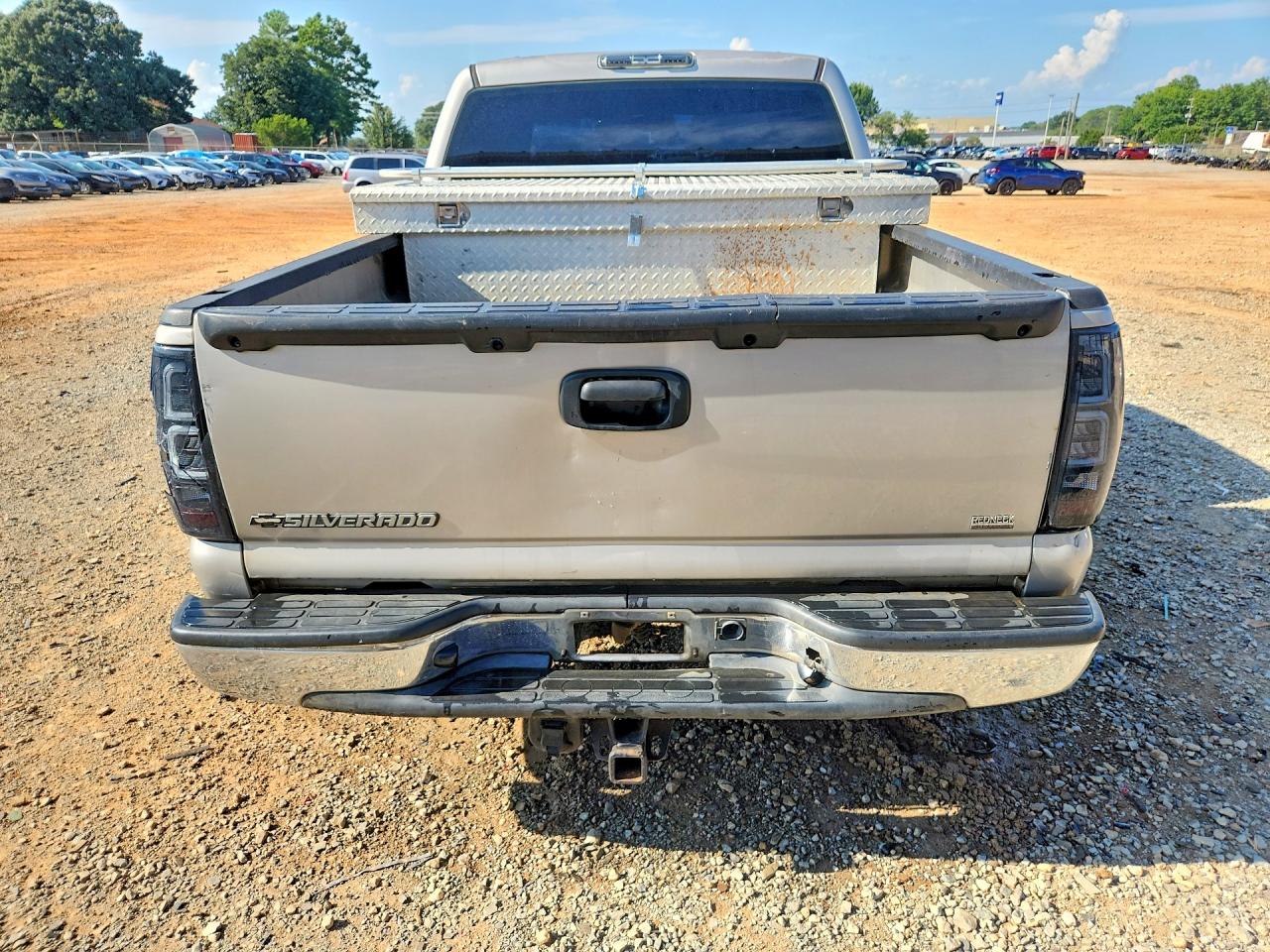 2006 Chevrolet Silverado C1500 Beige vin: 2GCEC13V661298738