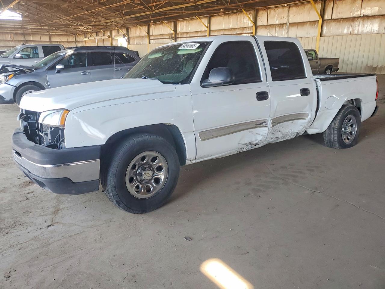 2006 Chevrolet Silverado C1500 White vin: 2GCEC13V861282217