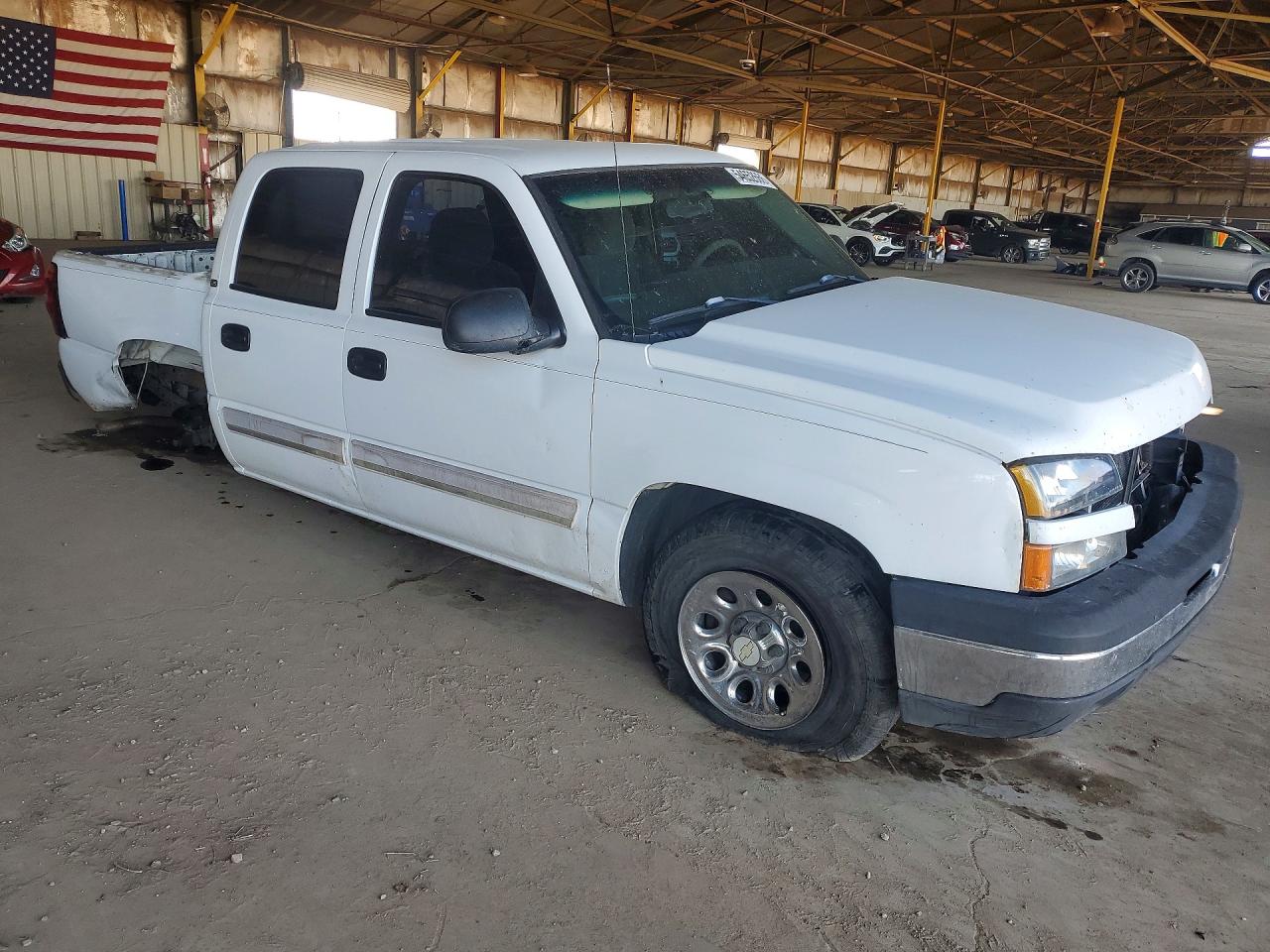 2006 Chevrolet Silverado C1500 White vin: 2GCEC13V861282217
