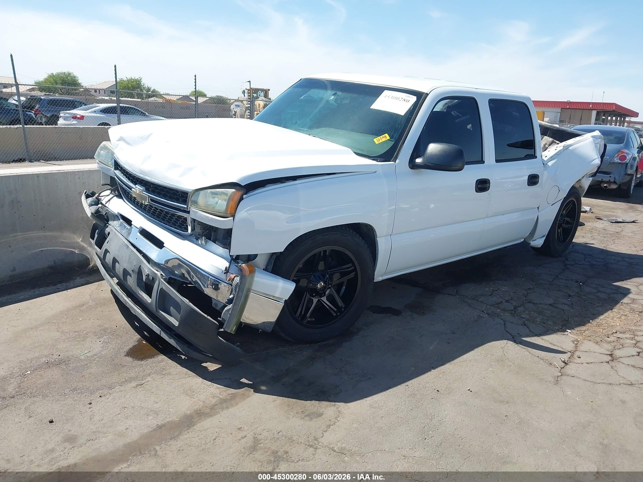 2006 Chevrolet Silverado 1500 Ls White vin: 2GCEC13V961344918