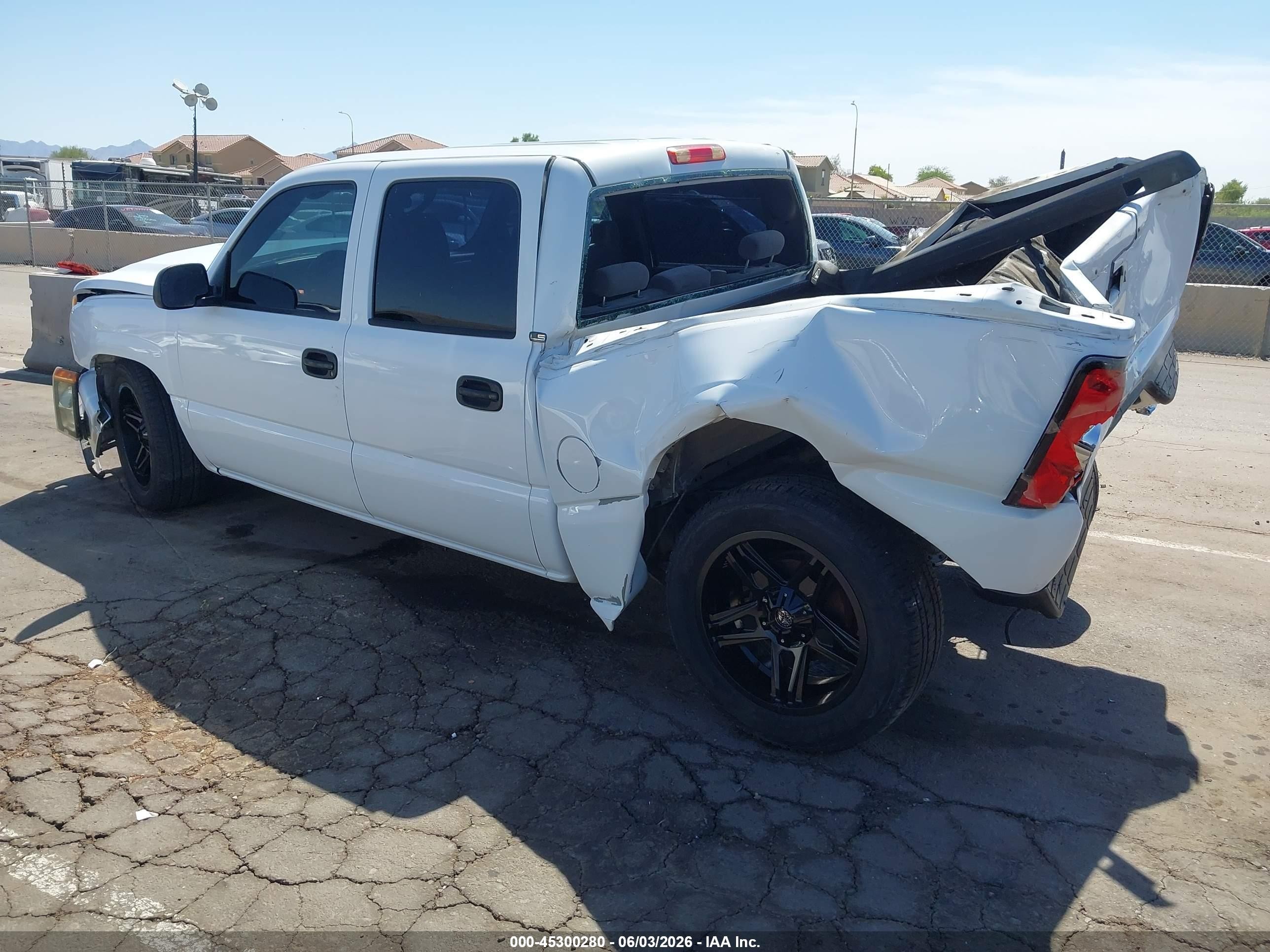 2006 Chevrolet Silverado 1500 Ls White vin: 2GCEC13V961344918