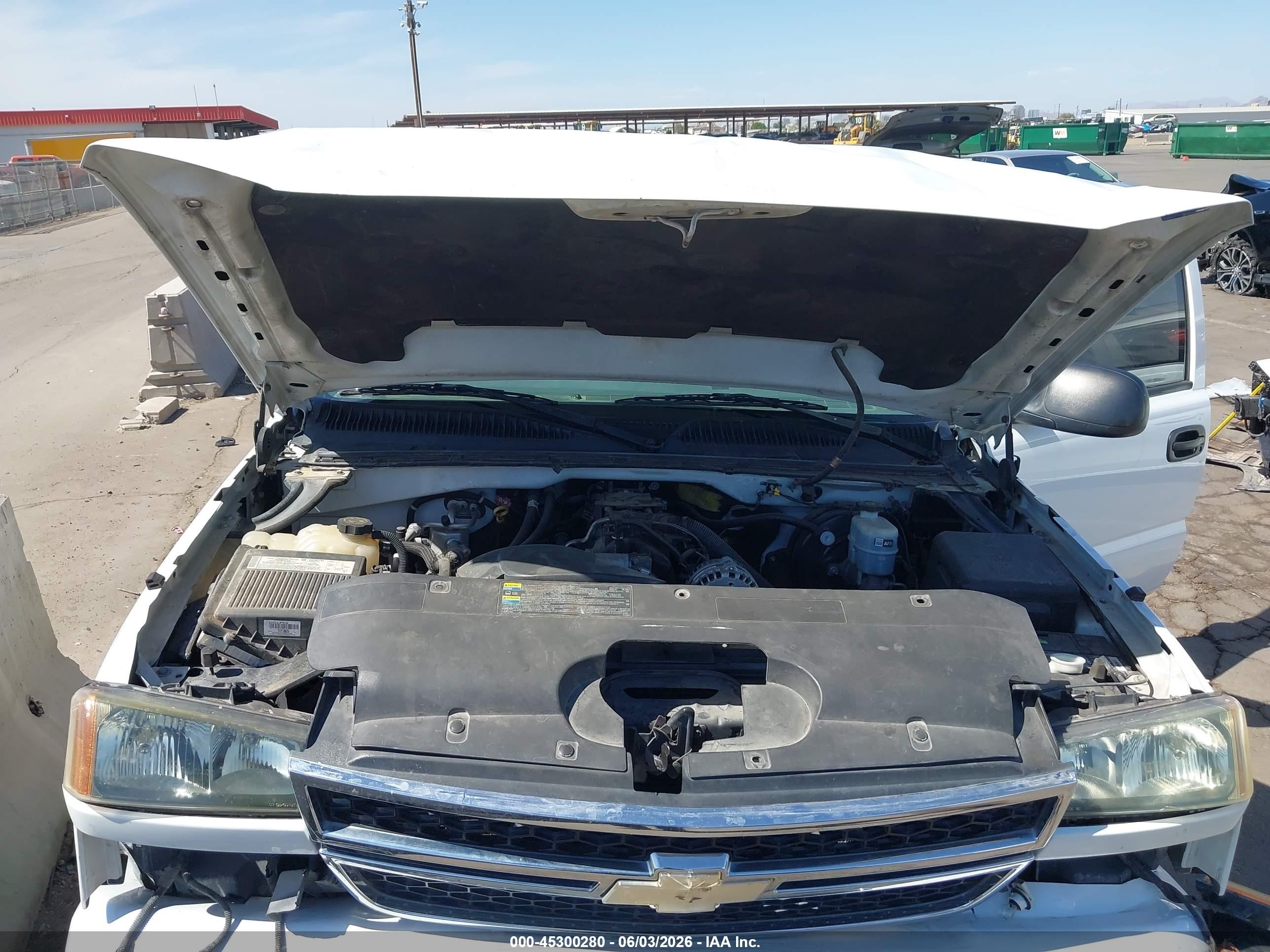 2006 Chevrolet Silverado 1500 Ls White vin: 2GCEC13V961344918
