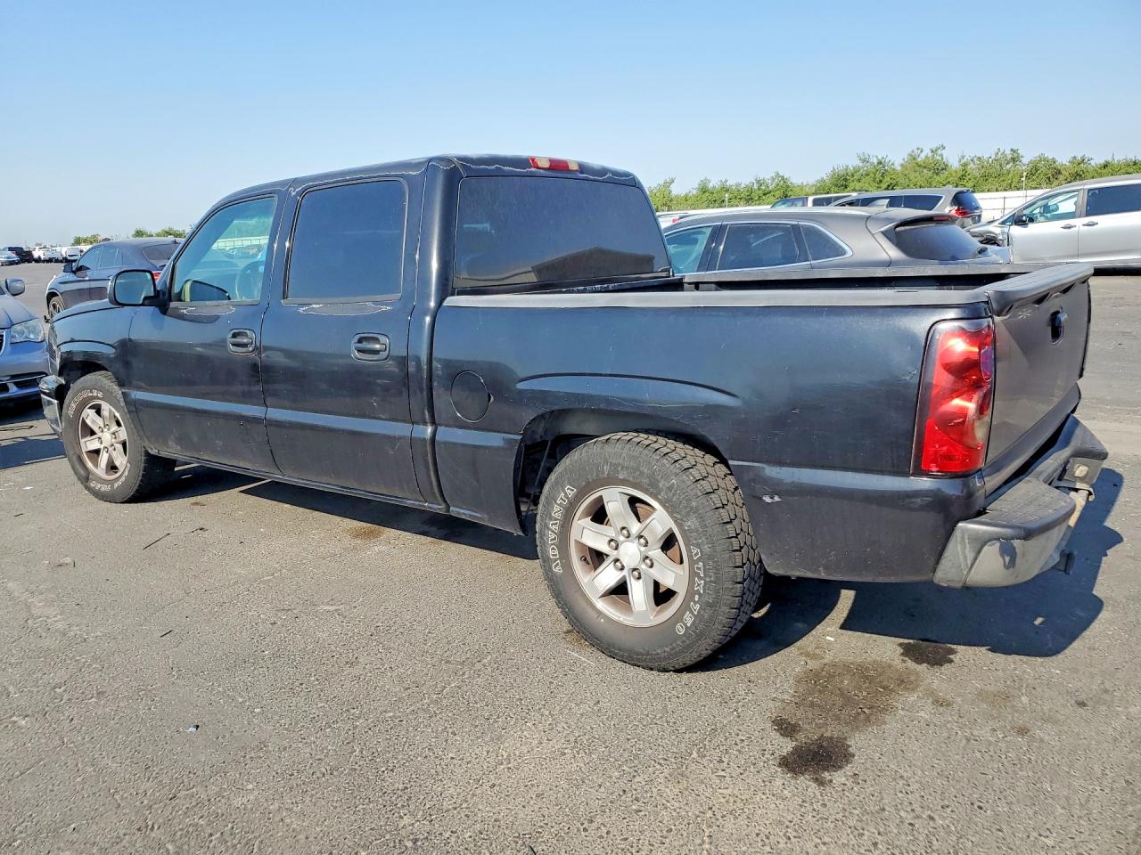 2006 Chevrolet Silverado C1500 Black vin: 2GCEC13VX61237442