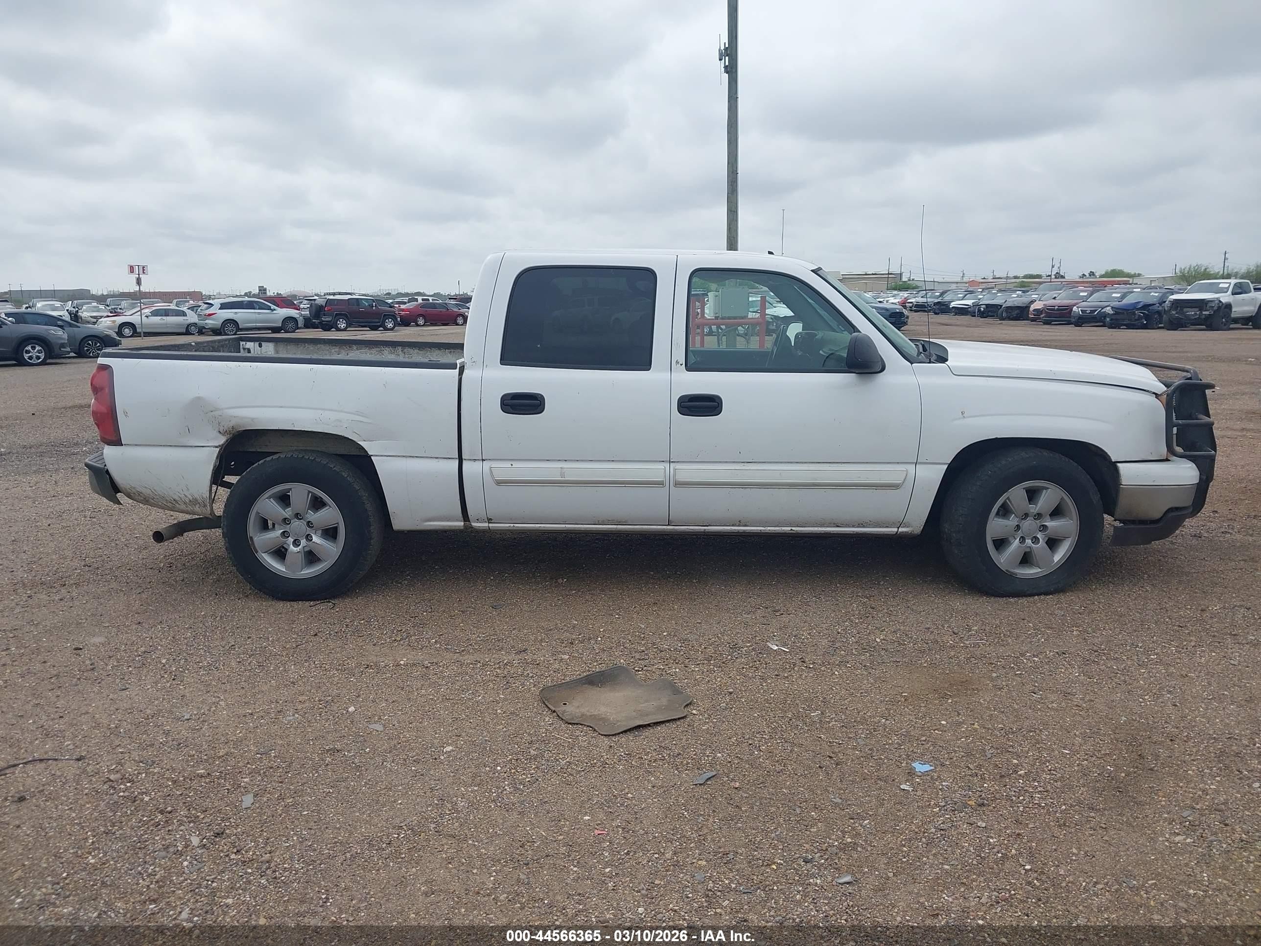 2007 Chevrolet Silverado 1500 Classic Lt1 White vin: 2GCEC13Z471126843