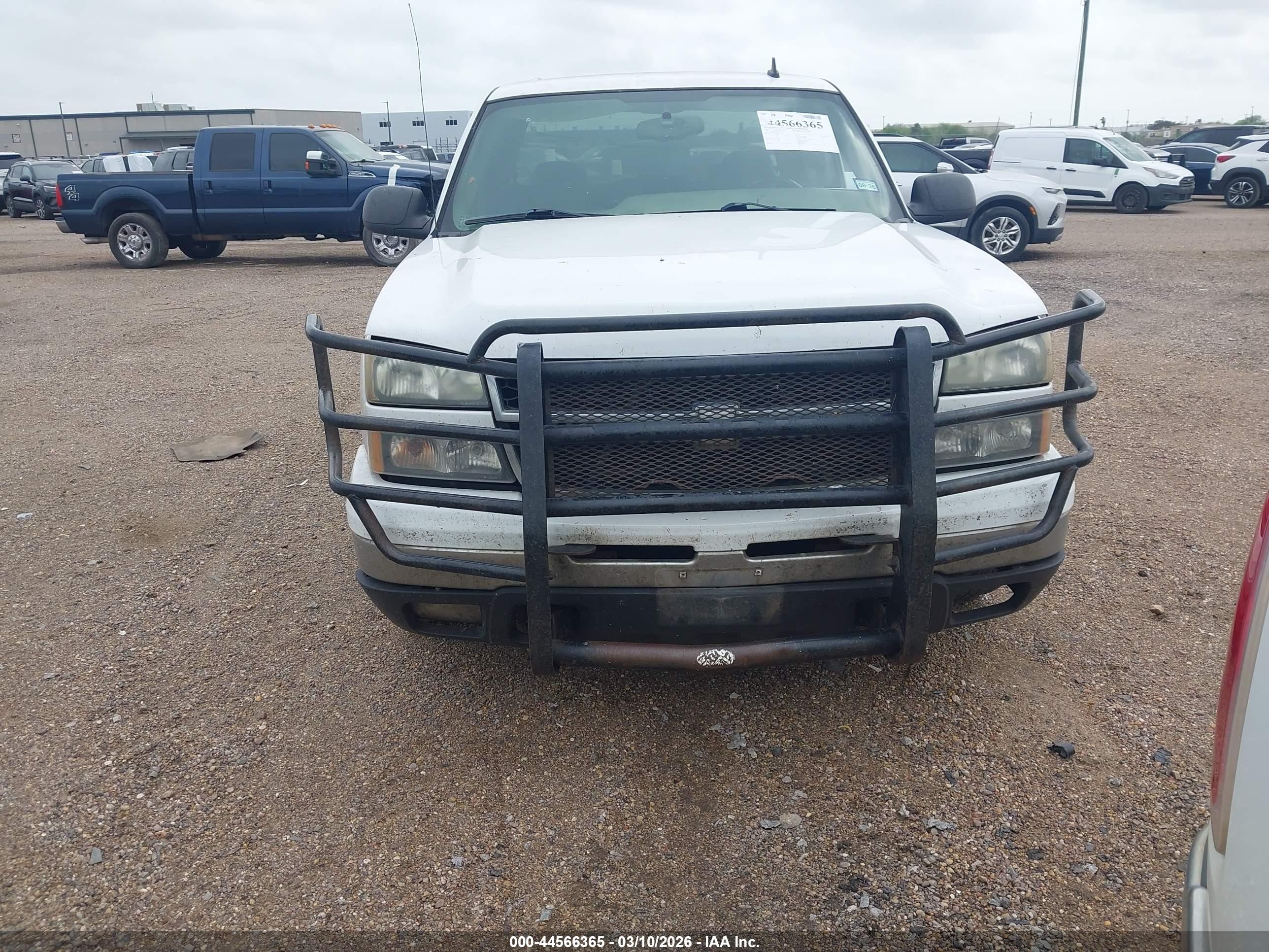 2007 Chevrolet Silverado 1500 Classic Lt1 White vin: 2GCEC13Z471126843