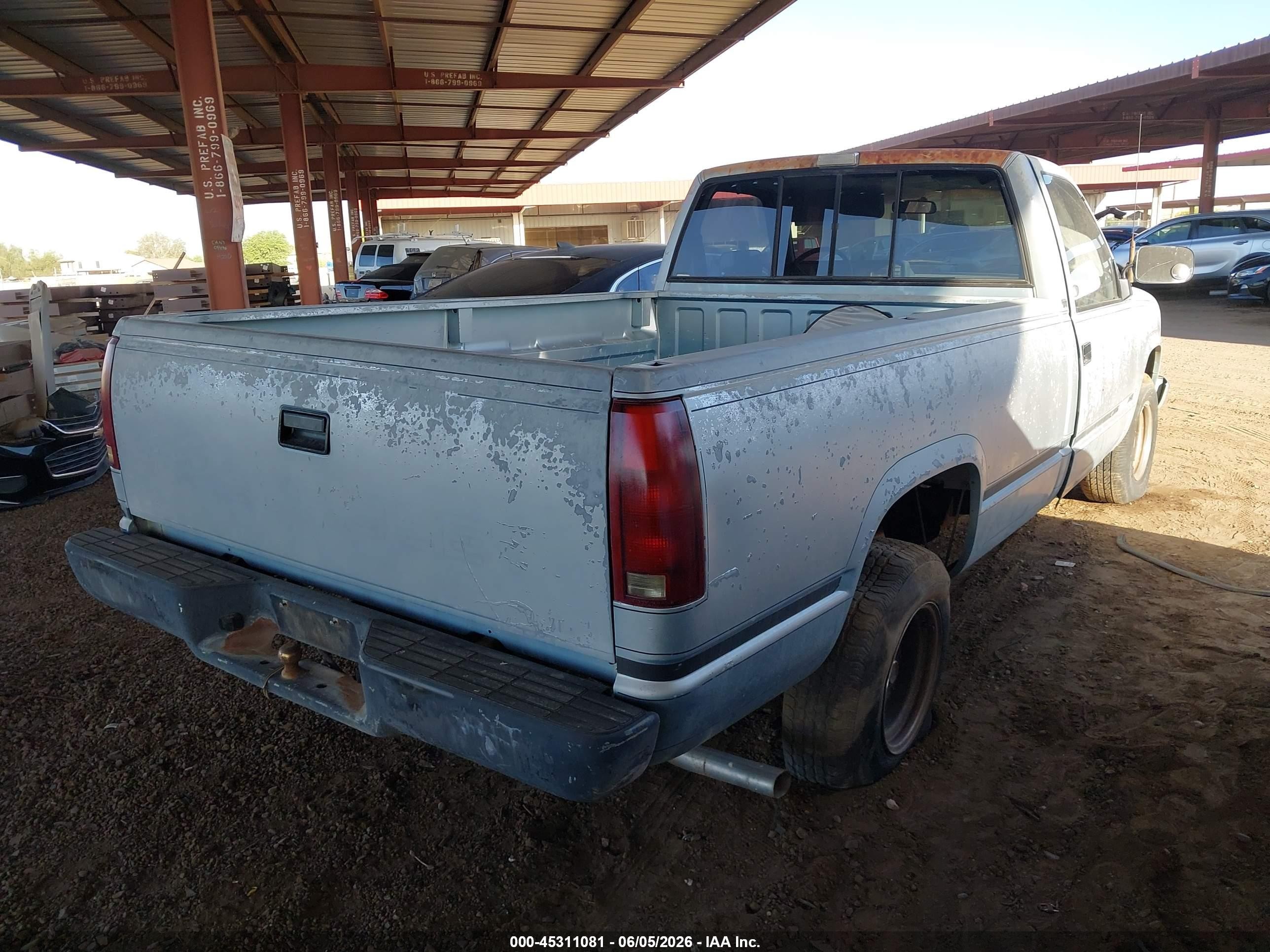 1990 Chevrolet Gmt-400 C1500 Silver vin: 2GCEC14H3L1116708