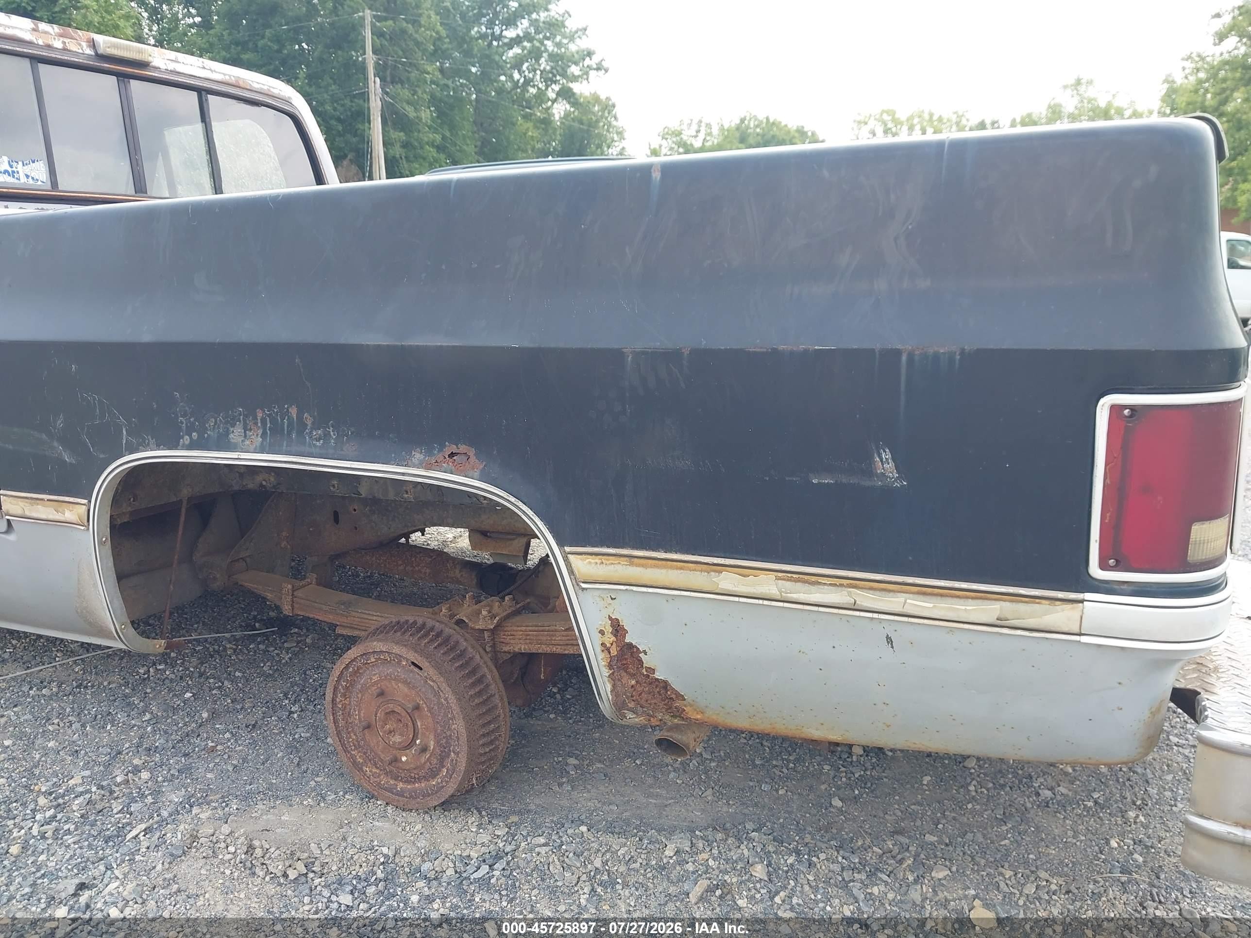 1985 Chevrolet C10   Black vin: 2GCEC14H7F1122810