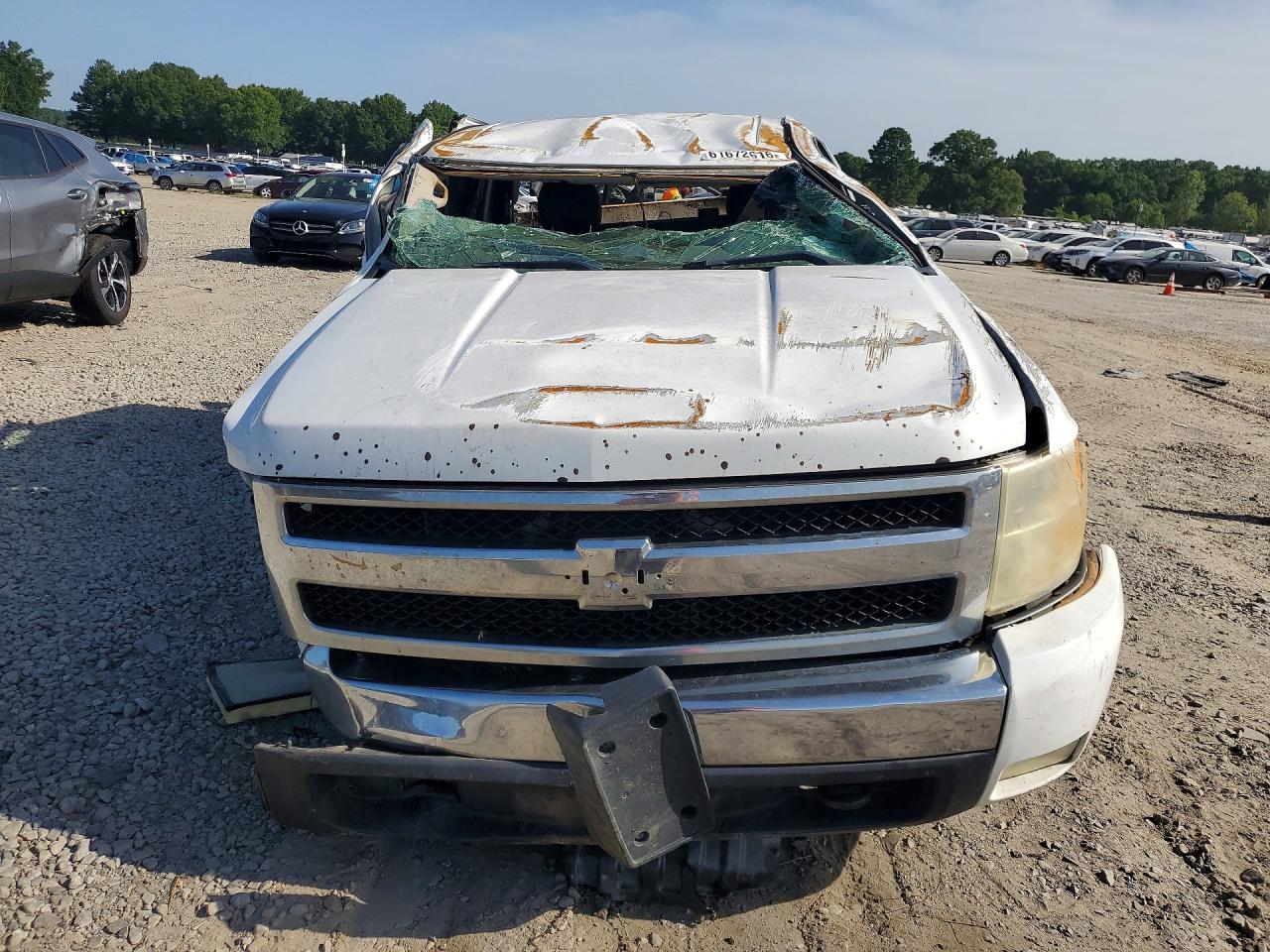 2008 Chevrolet Silverado C1500 White vin: 2GCEC19C281282352