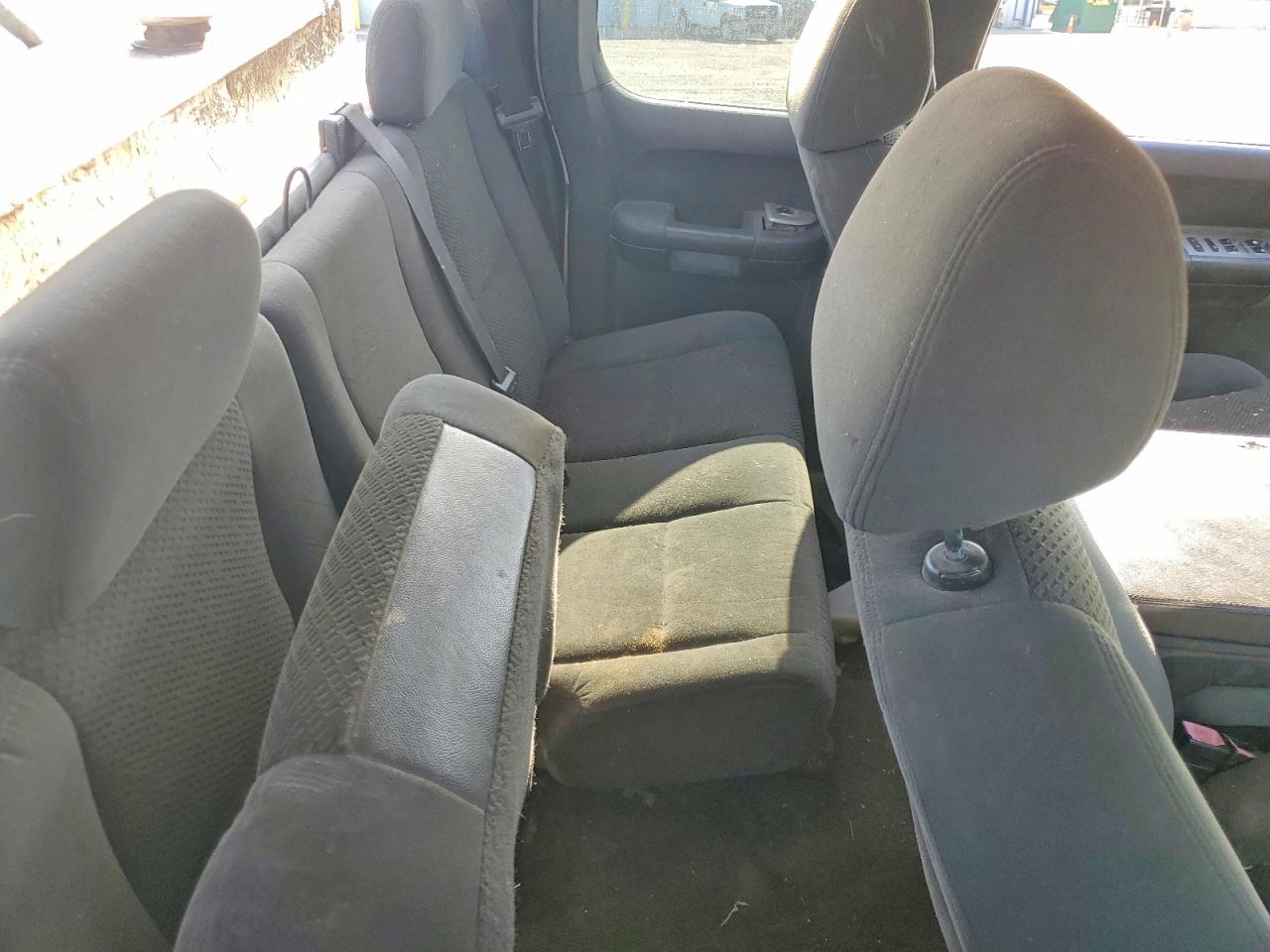 2008 Chevrolet Silverado C1500 White vin: 2GCEC19C281282352