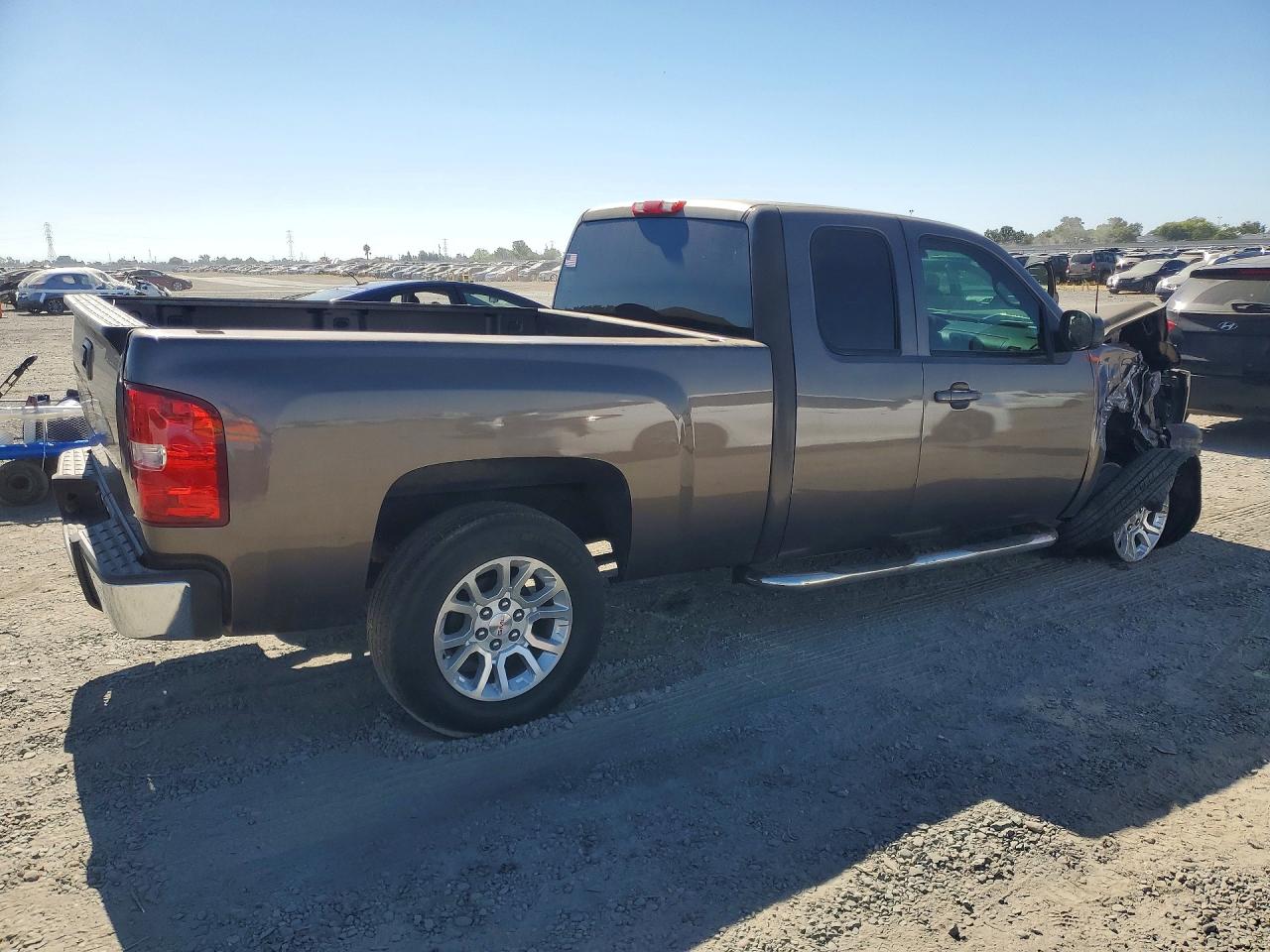 2007 Chevrolet Silverado C1500 Gray vin: 2GCEC19C571687457