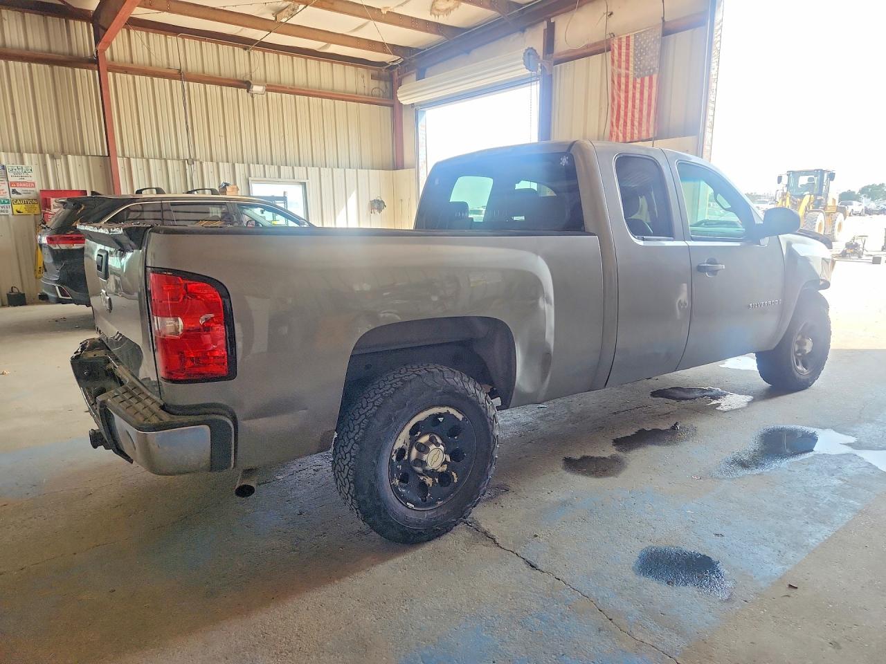2007 Chevrolet Silverado C1500 Gray vin: 2GCEC19C671693350