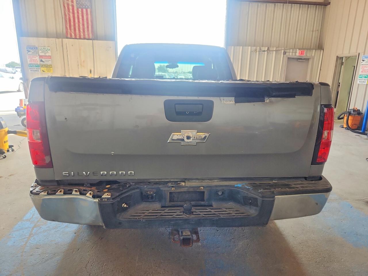 2007 Chevrolet Silverado C1500 Gray vin: 2GCEC19C671693350