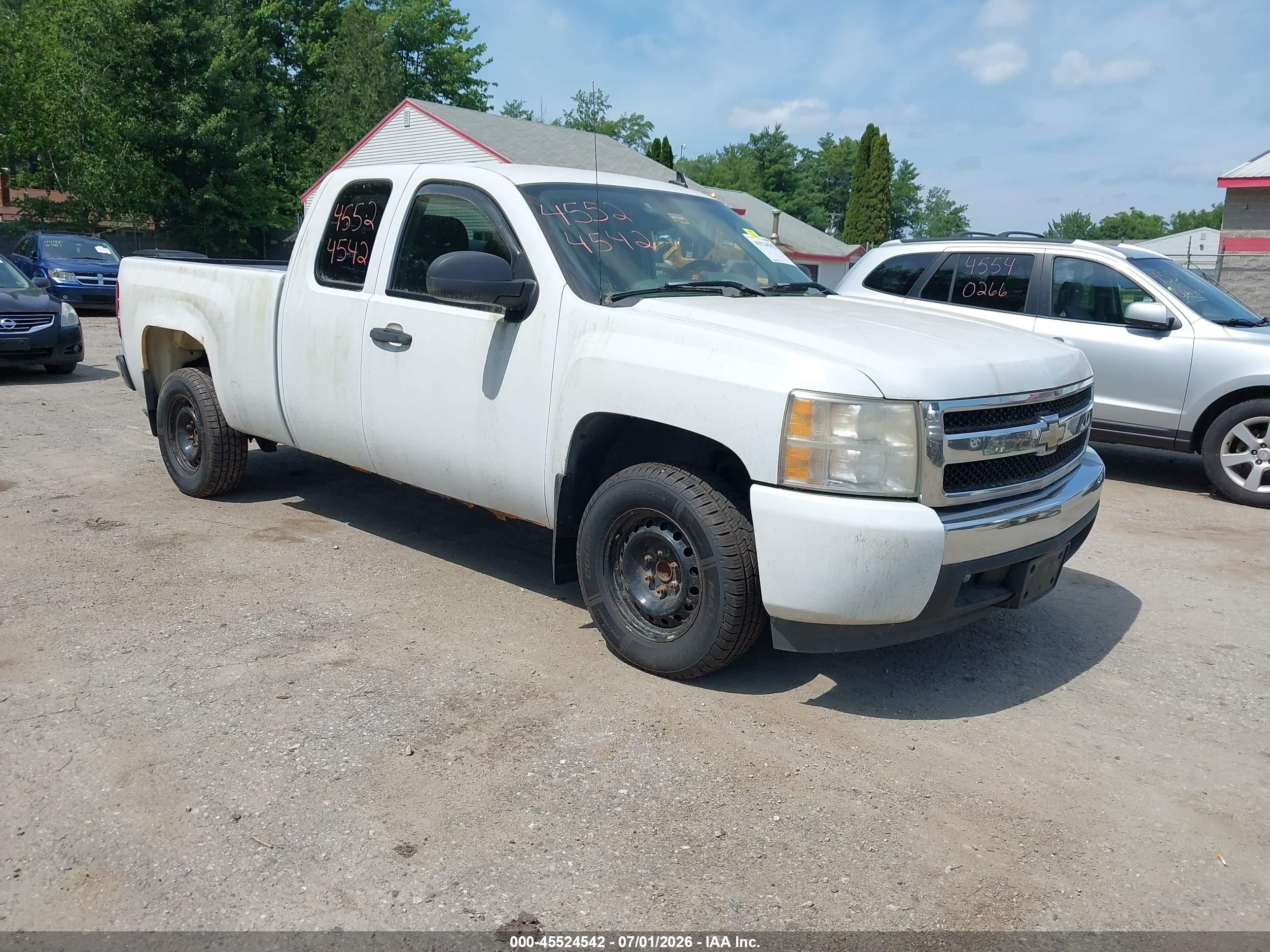 2007 Chevrolet Silverado 1500 Work Truck Белый vin: 2GCEC19C771582550
