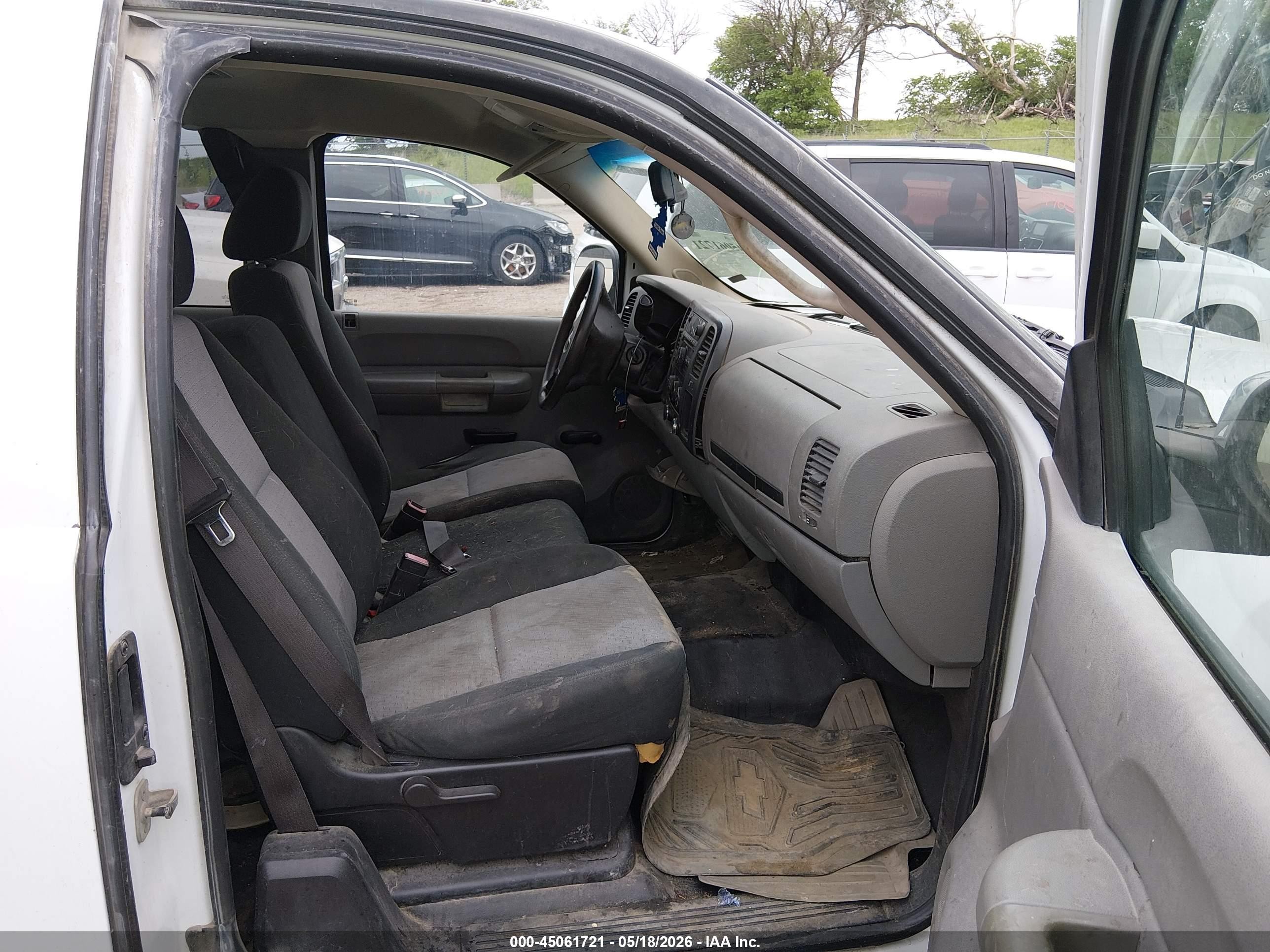 2008 Chevrolet Silverado 1500 Work Truck Белый vin: 2GCEC19C881315872