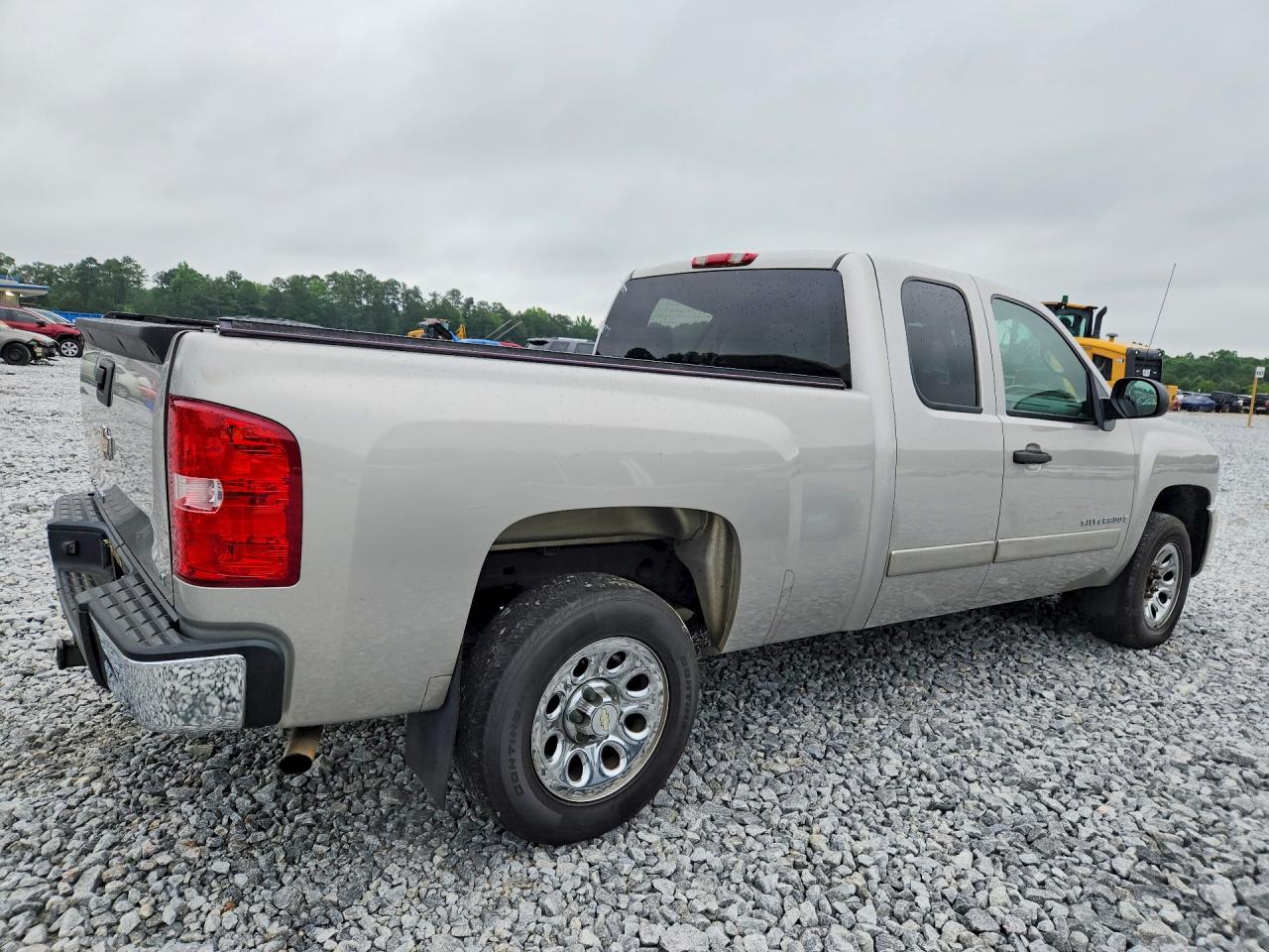 2007 Chevrolet Silverado C1500 Silver vin: 2GCEC19C971620120