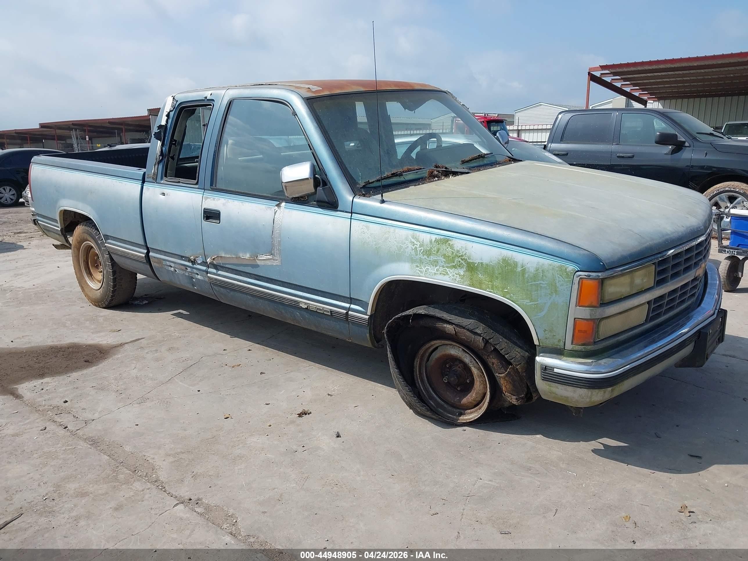 1992 Chevrolet Gmt-400 C1500 Blue vin: 2GCEC19H2N1217055