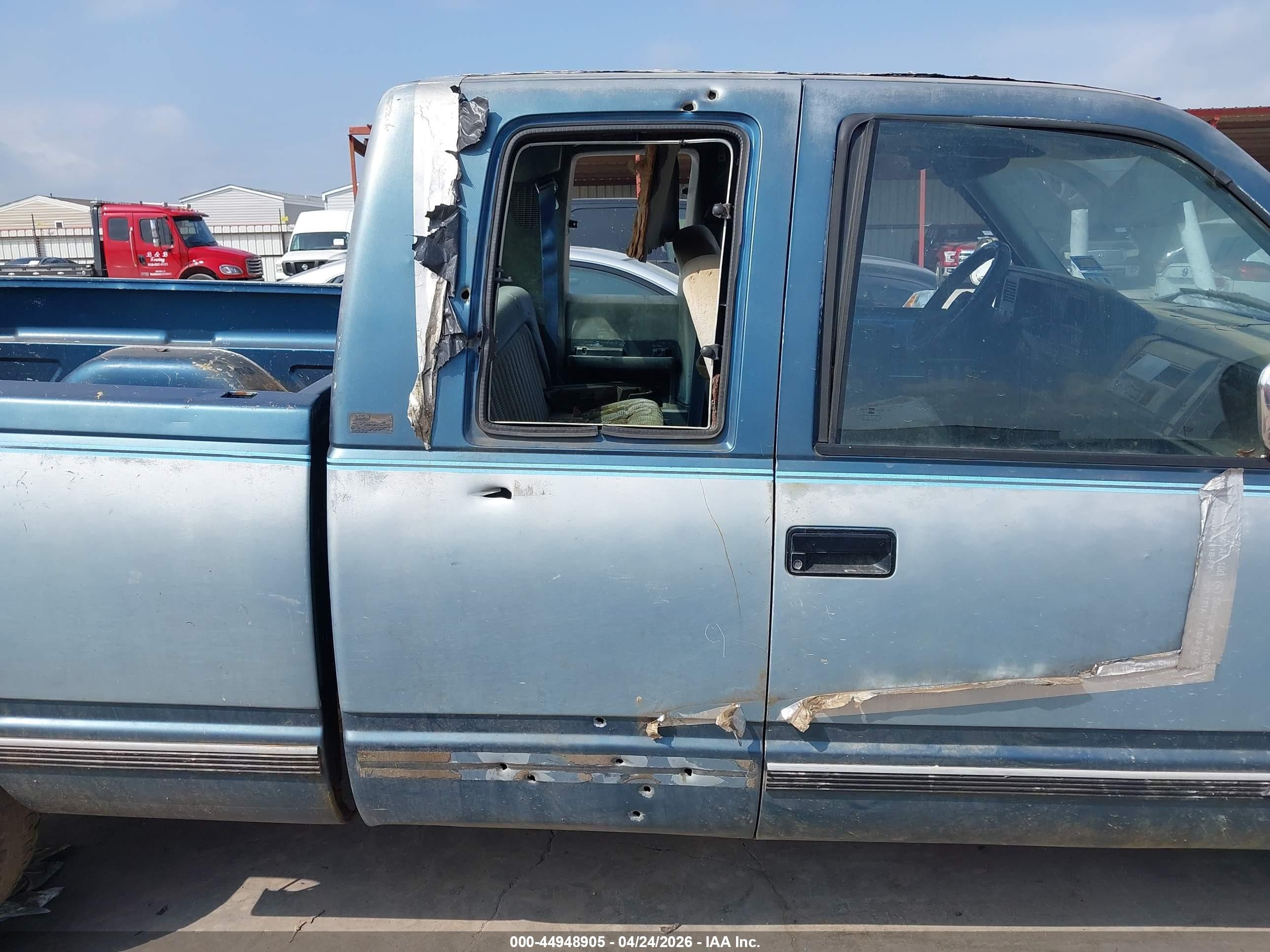 1992 Chevrolet Gmt-400 C1500 Blue vin: 2GCEC19H2N1217055