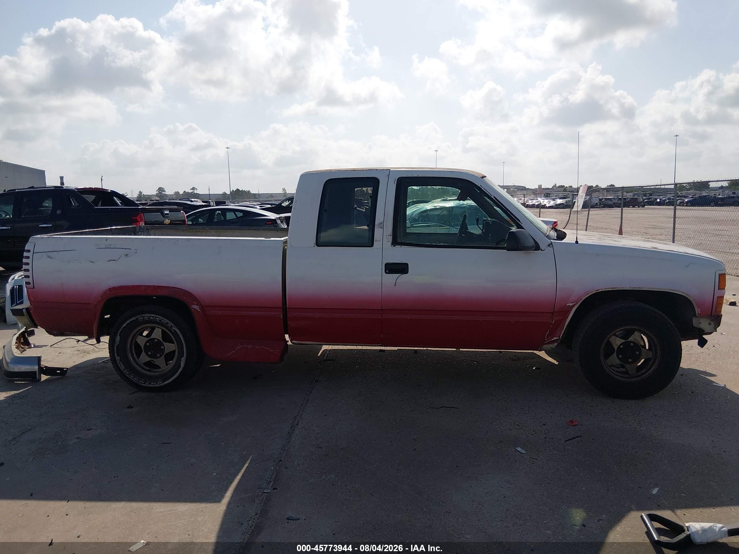 1993 Chevrolet Gmt-400 C1500 White vin: 2GCEC19H2P1257378