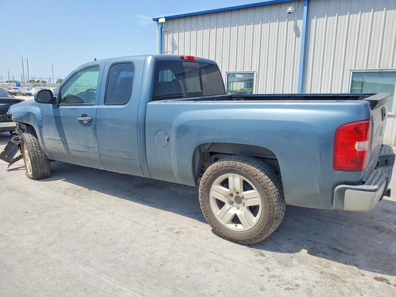 2007 Chevrolet Silverado C1500 Blue vin: 2GCEC19J171612544