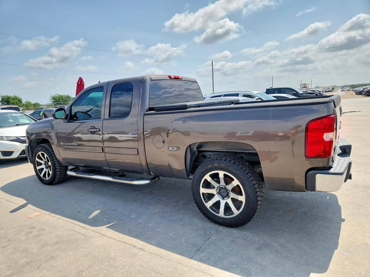 2008 Chevrolet Silverado C1500 Gray vin: 2GCEC19J381272833