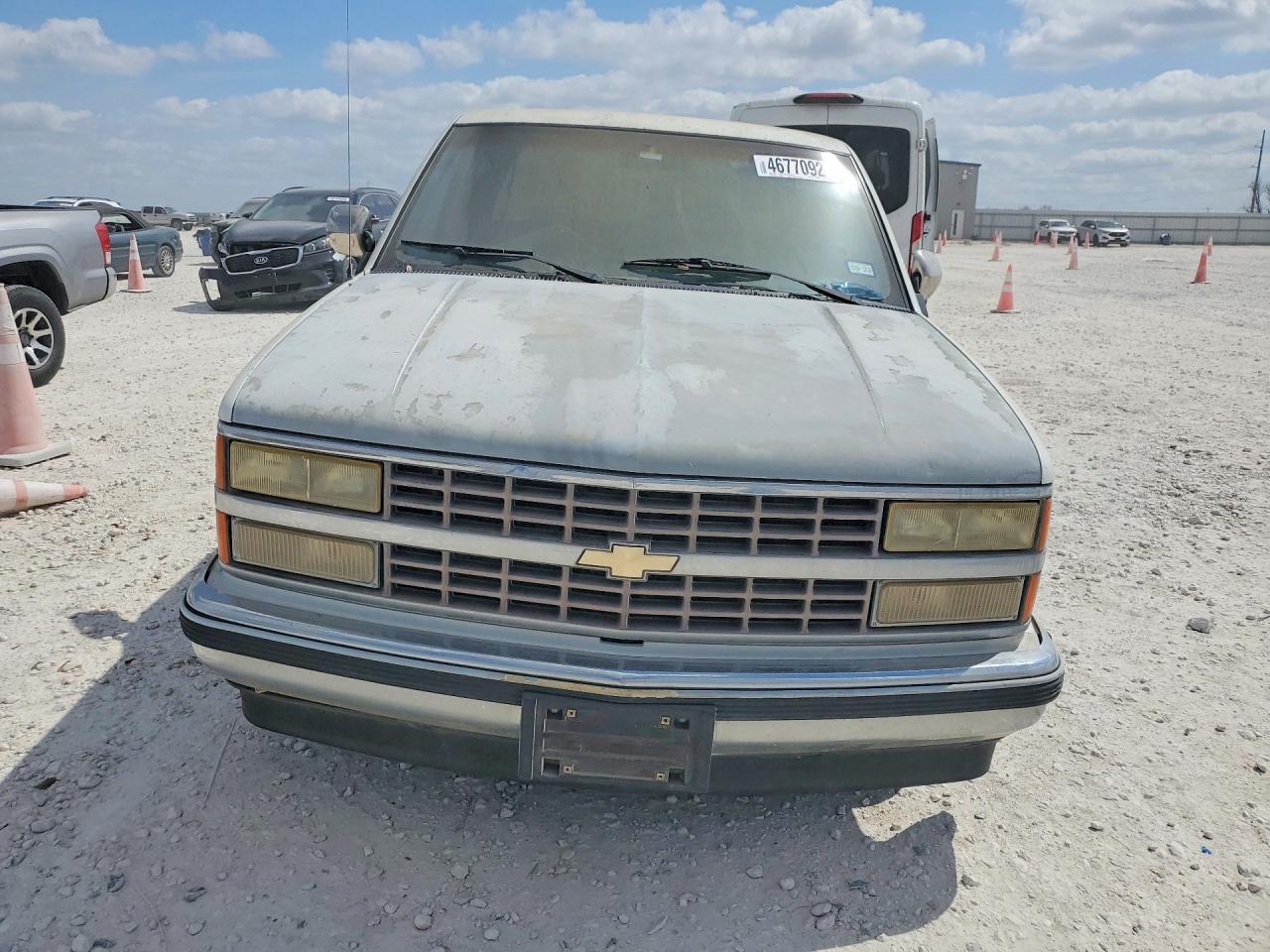 1991 Chevrolet Gmt-400 C1500 White vin: 2GCEC19K0M1149669