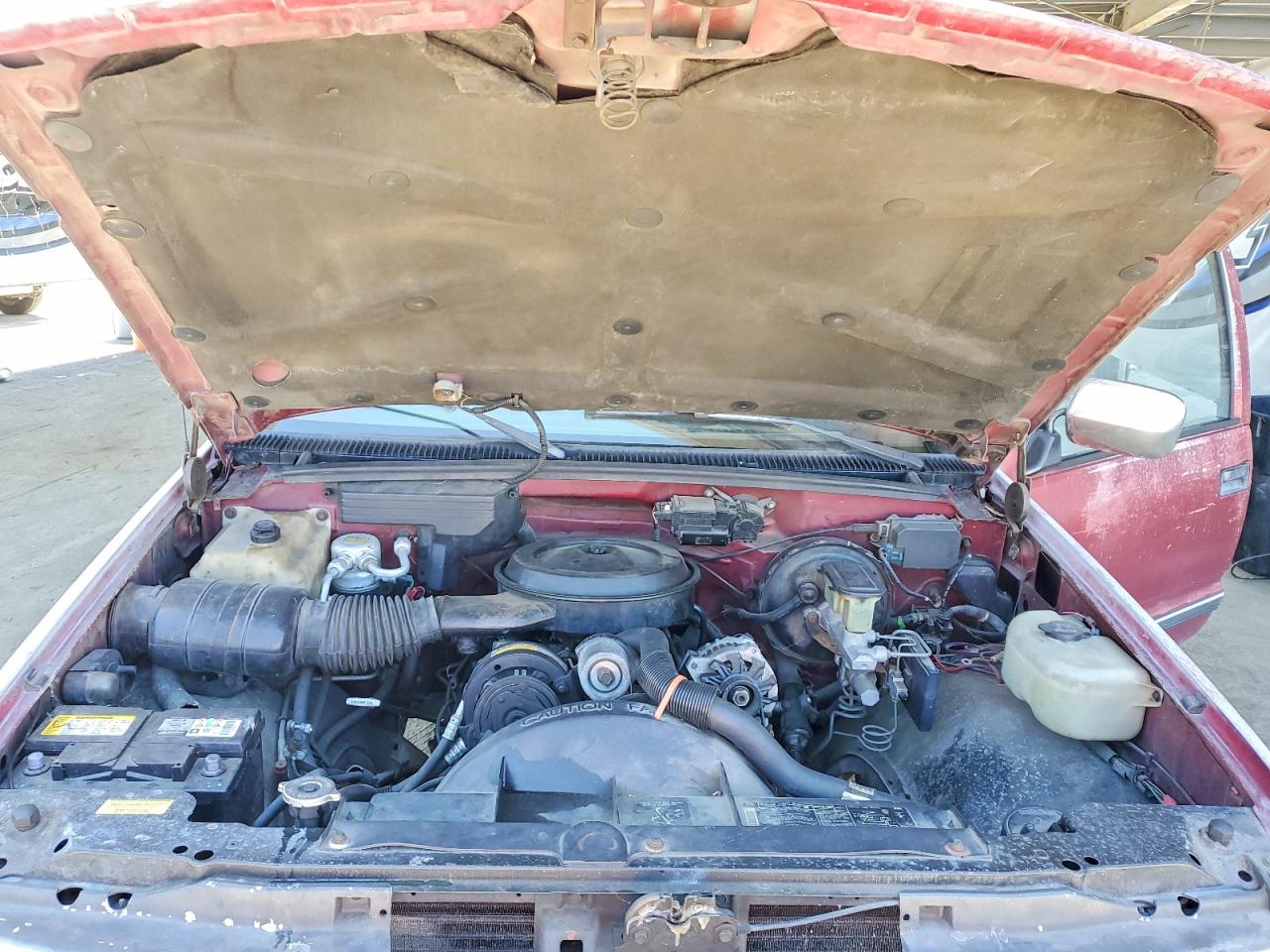 1989 Chevrolet Gmt-400 C1500 Burgundy vin: 2GCEC19K1K1239037