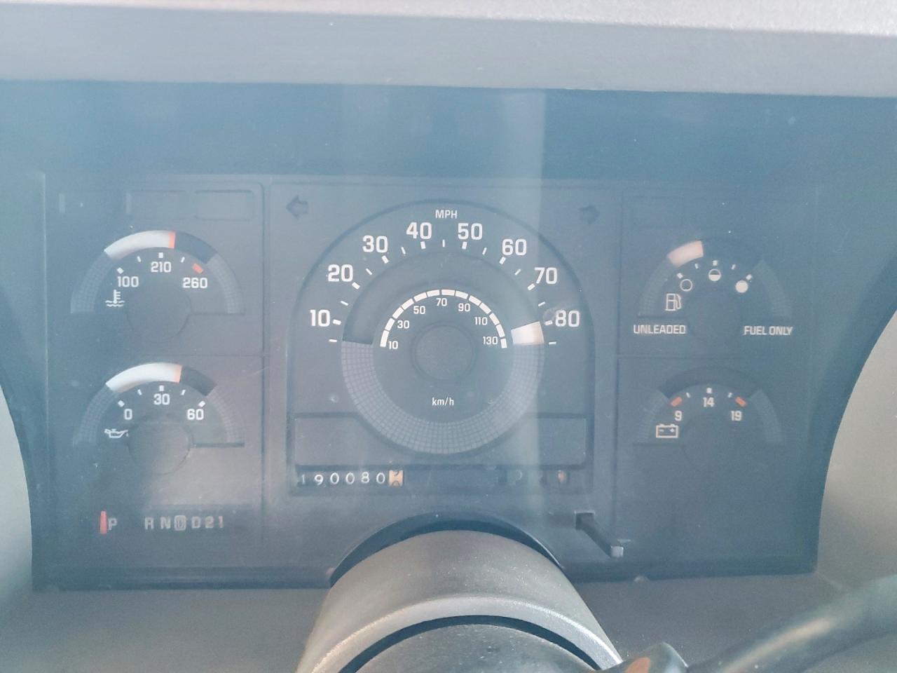 1989 Chevrolet Gmt-400 C1500 Burgundy vin: 2GCEC19K1K1239037
