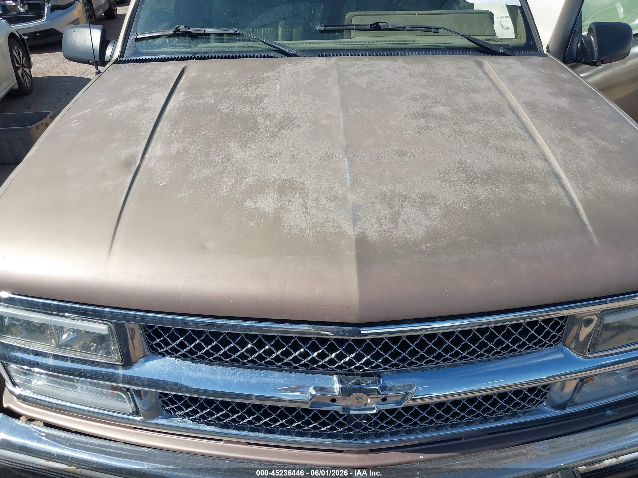 1994 Chevrolet Gmt-400 C1500 Gold vin: 2GCEC19K1R1230011