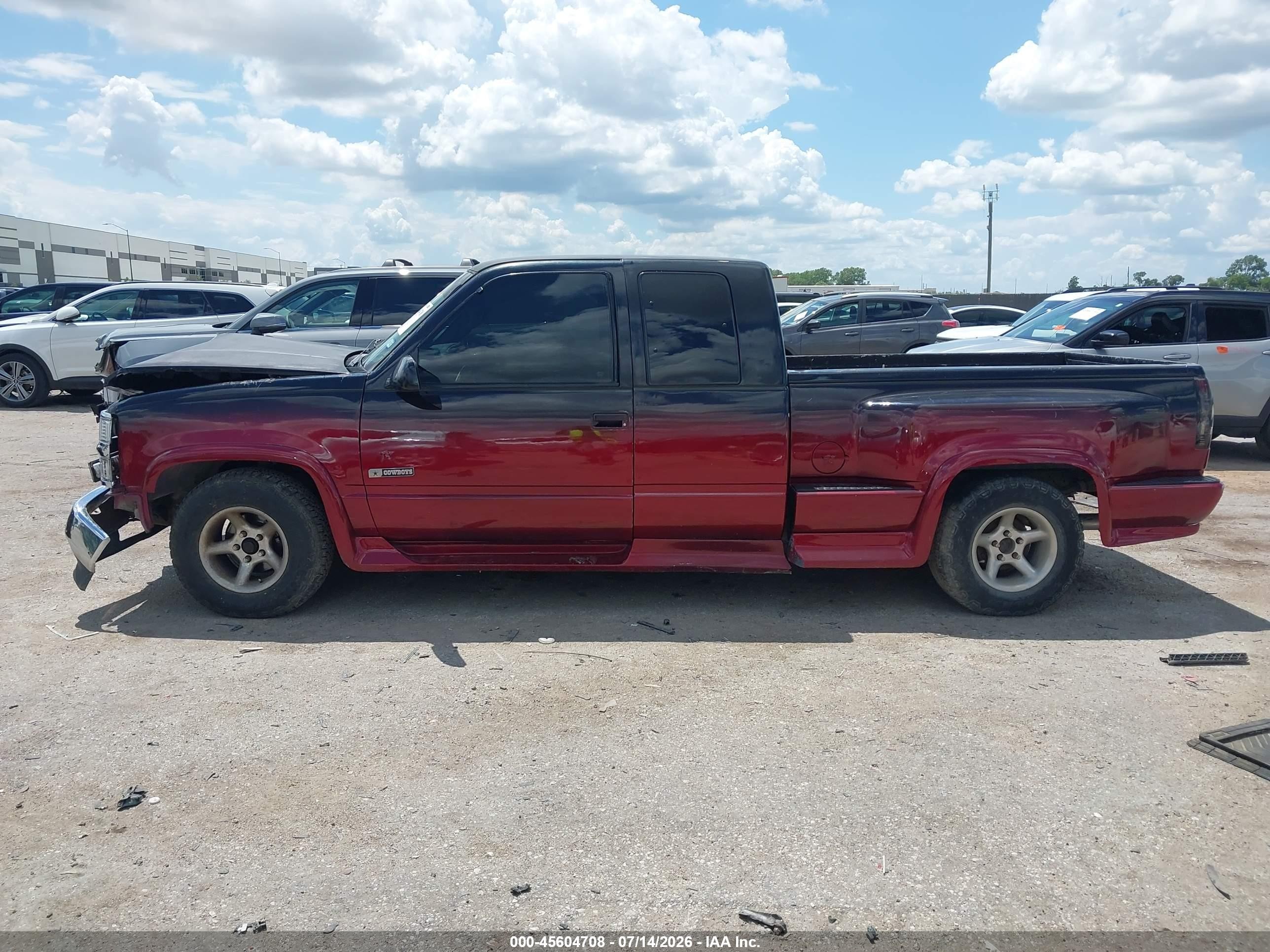 1995 Chevrolet Gmt-400 C1500 Burgundy vin: 2GCEC19K1S1153453