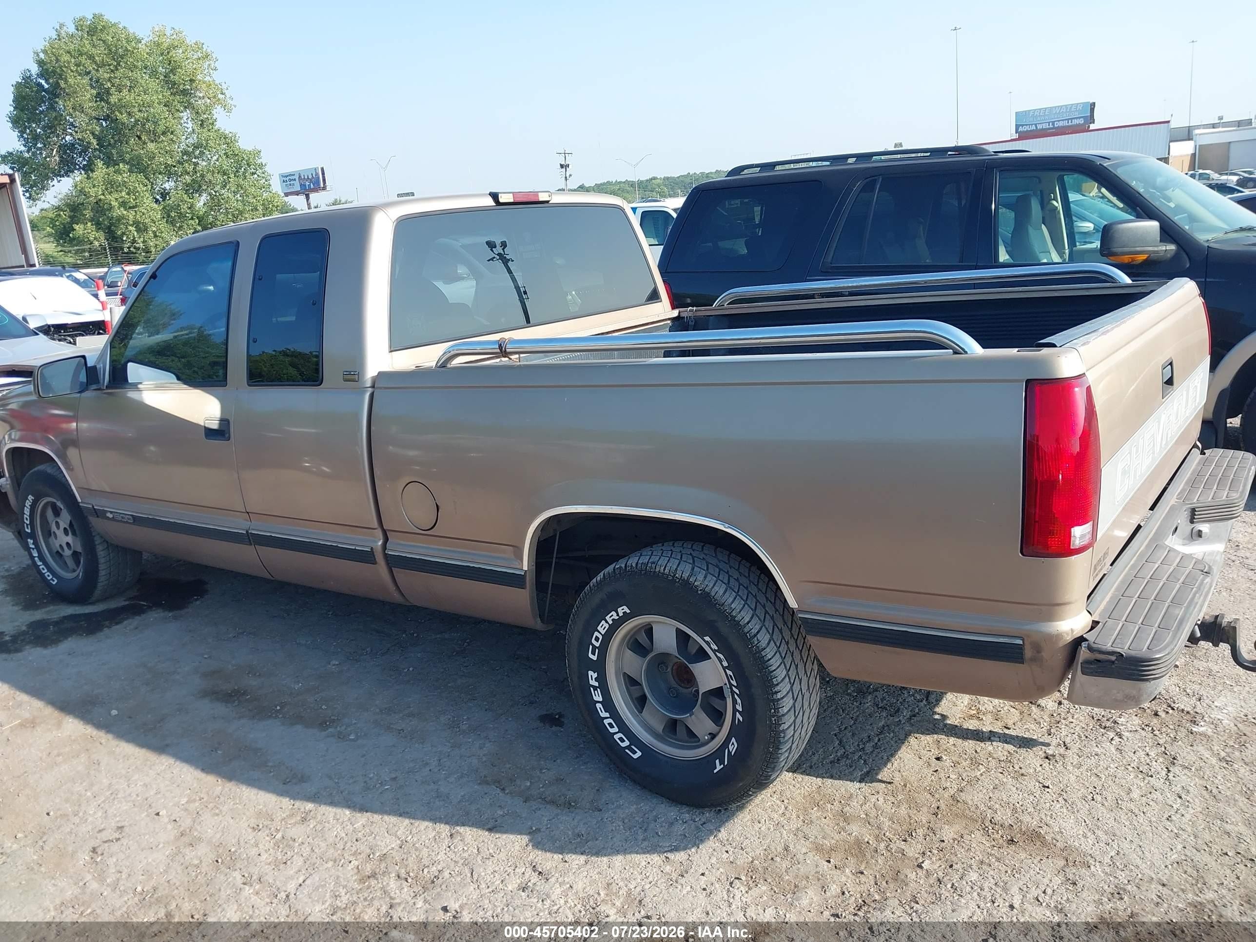 1995 Chevrolet Gmt-400 C1500 Beige vin: 2GCEC19K1S1215420