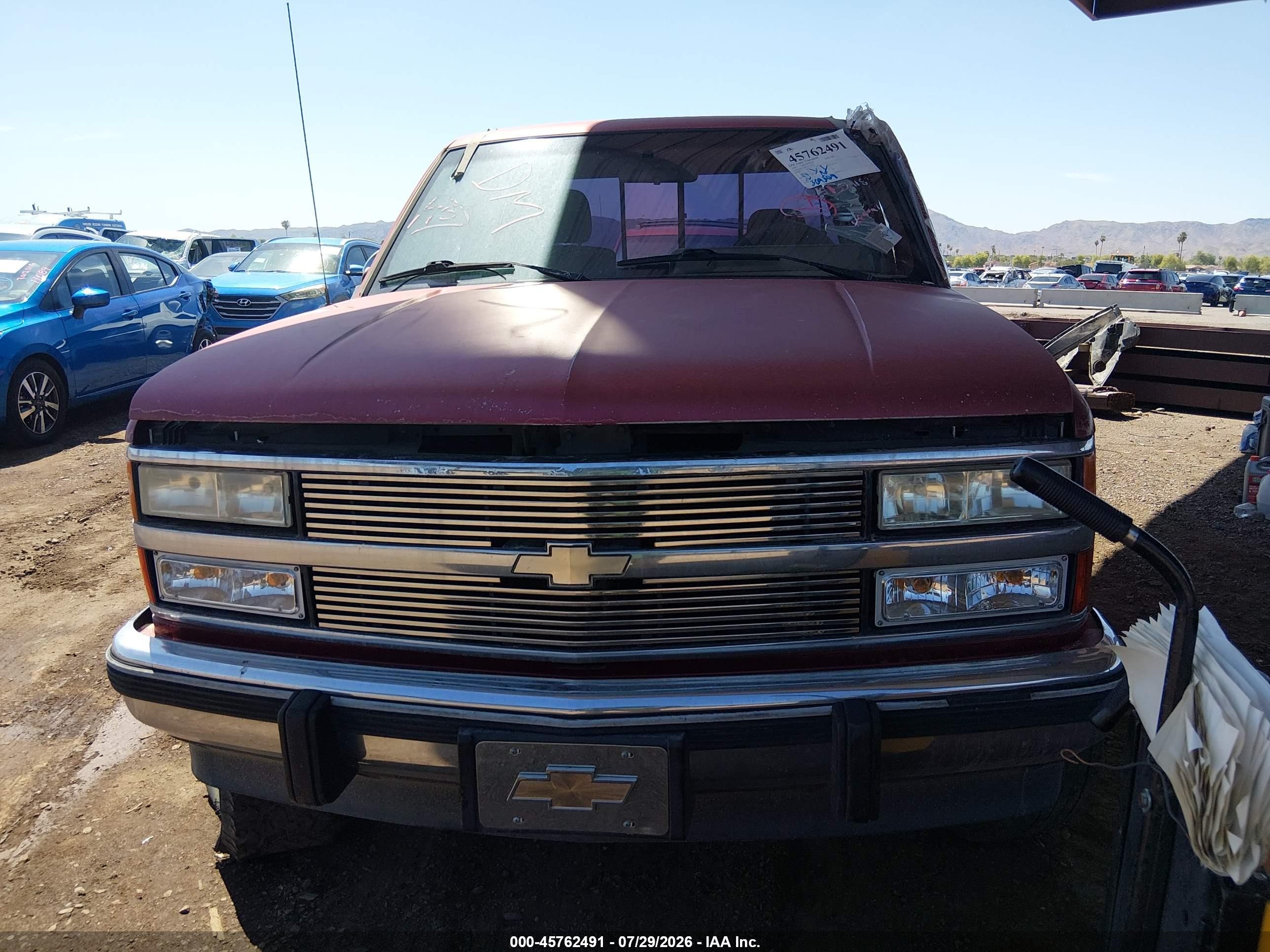 1990 Chevrolet Gmt-400 C1500 Burgundy vin: 2GCEC19K3L1151026