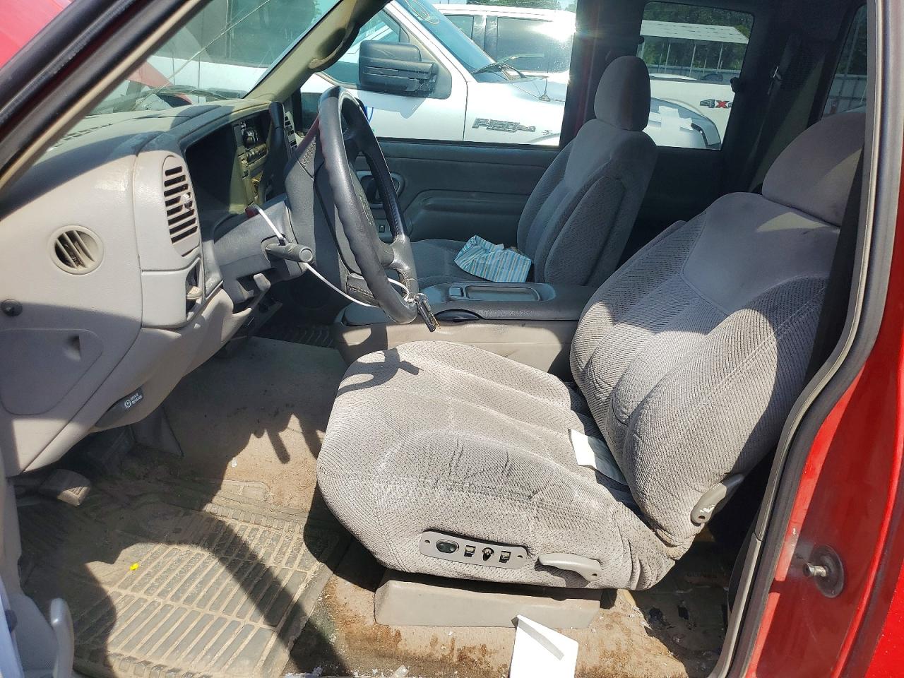 1995 Chevrolet Gmt-400 C1500 Red vin: 2GCEC19K3S1283833