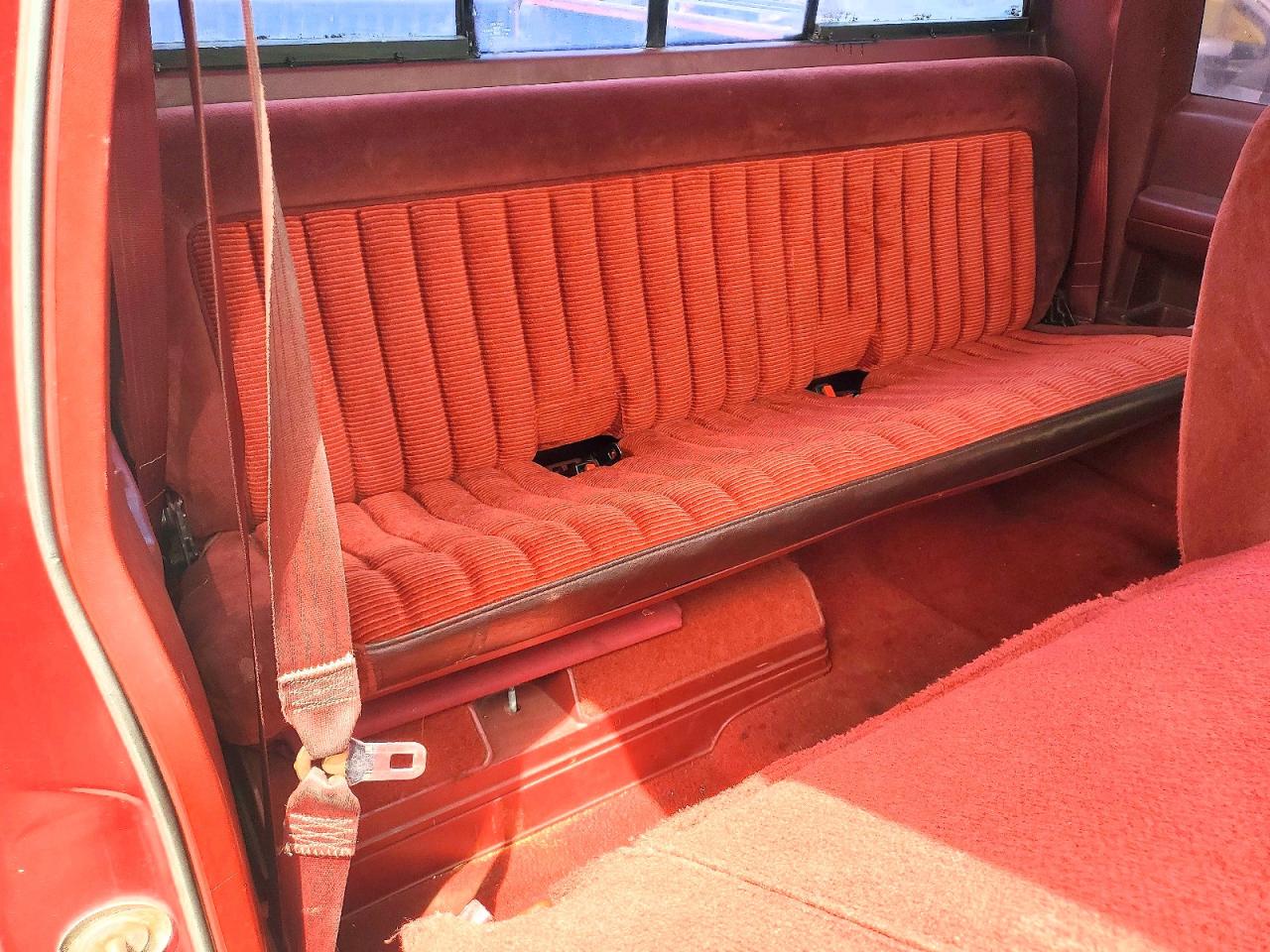 1992 Chevrolet Gmt-400 C1500 Maroon vin: 2GCEC19K4N1151684