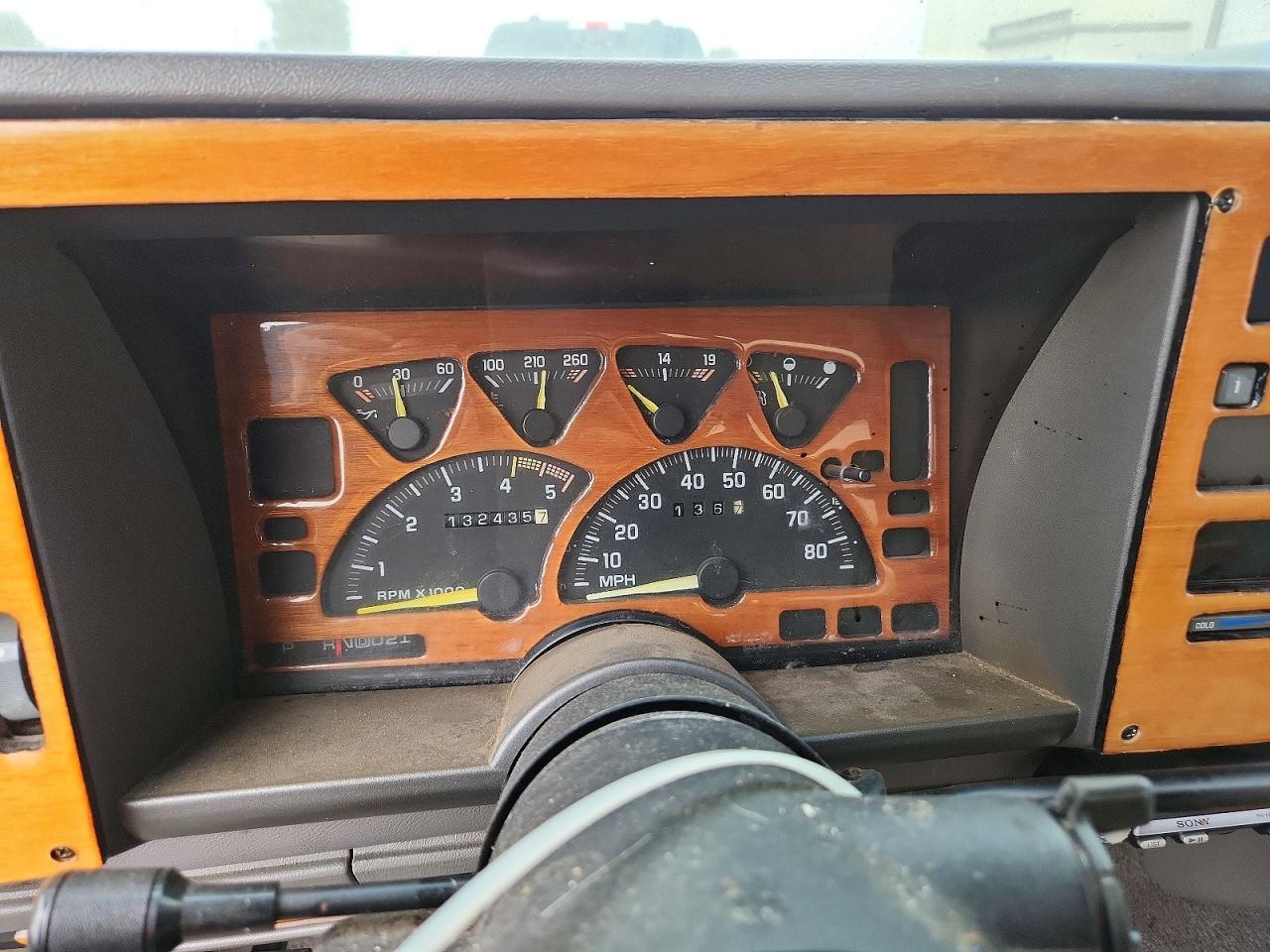 1992 Chevrolet Gmt-400 C1500 Green vin: 2GCEC19K4N1237643