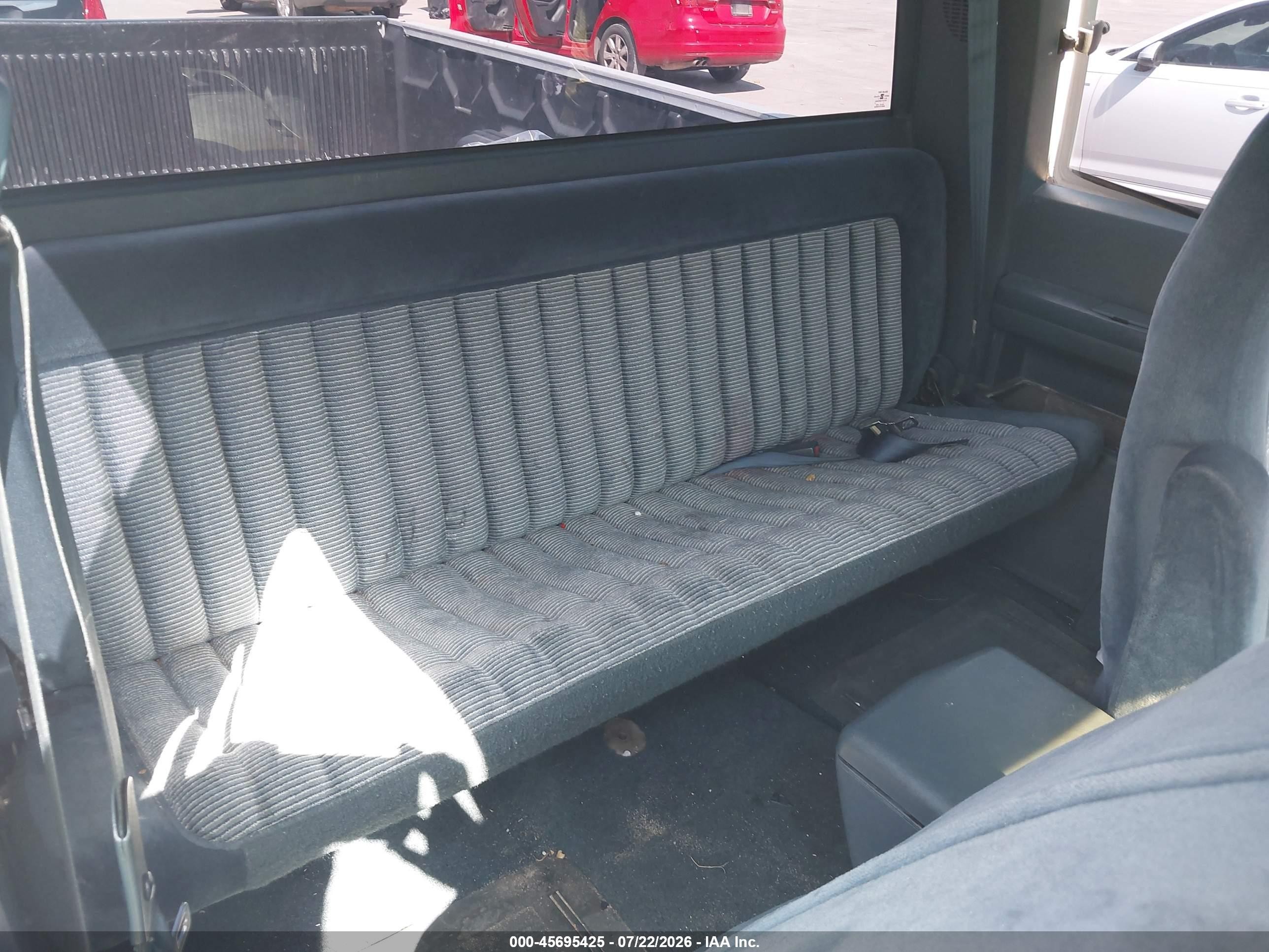 1994 Chevrolet Gmt-400 C1500 Gray vin: 2GCEC19K4R1310323