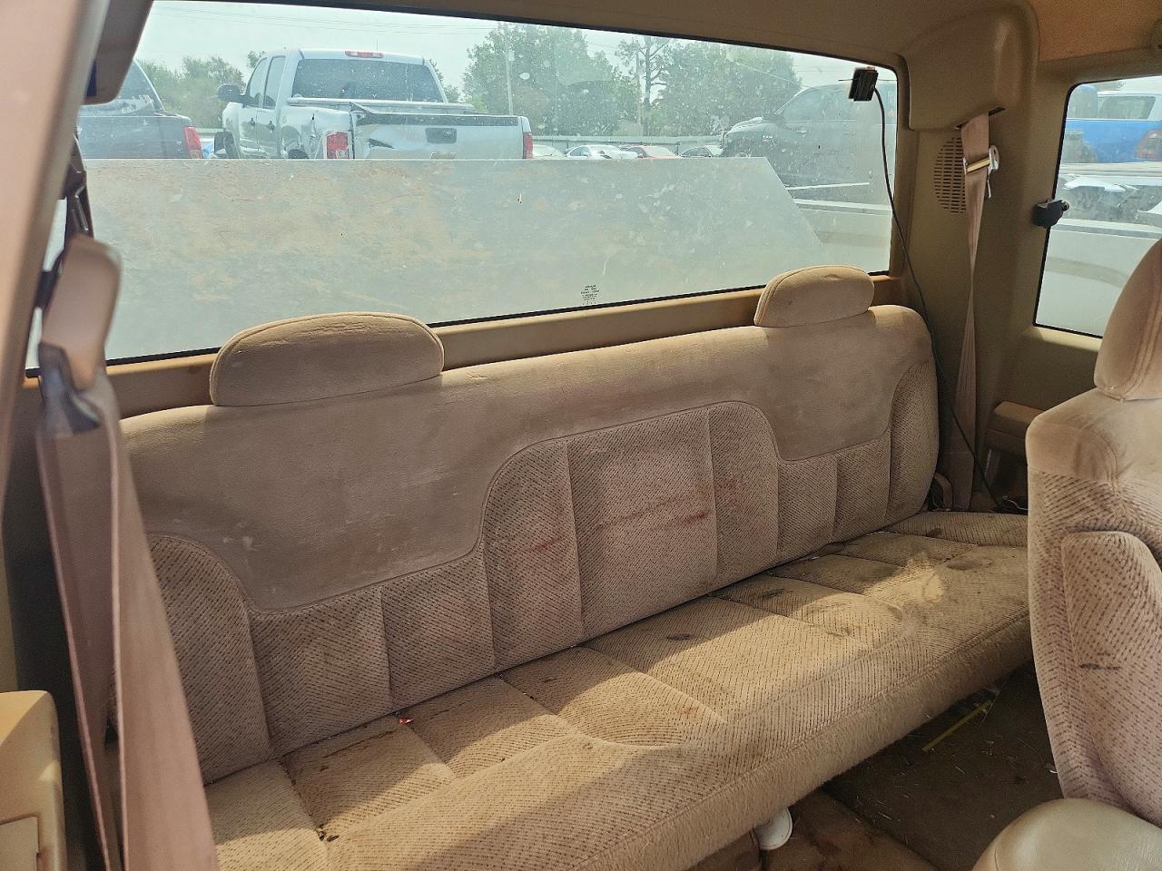 1995 Chevrolet Gmt-400 C1500 Tan vin: 2GCEC19K4S1175835
