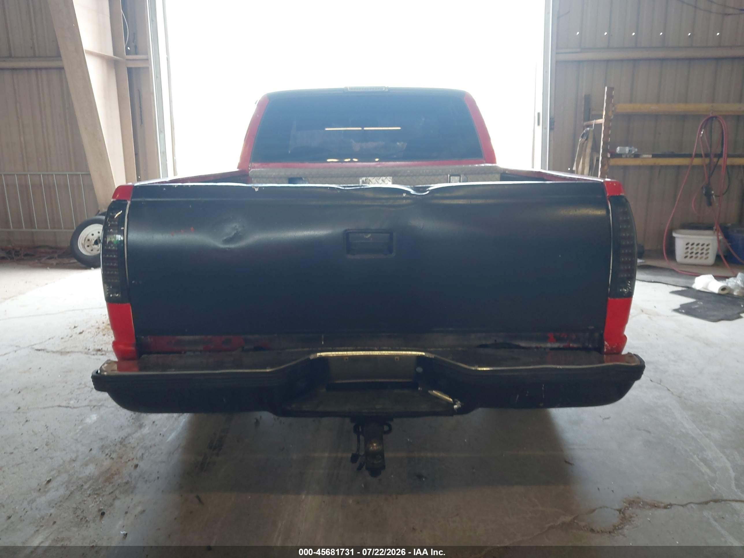 1995 Chevrolet Gmt-400 C1500 Red vin: 2GCEC19K4S1272050