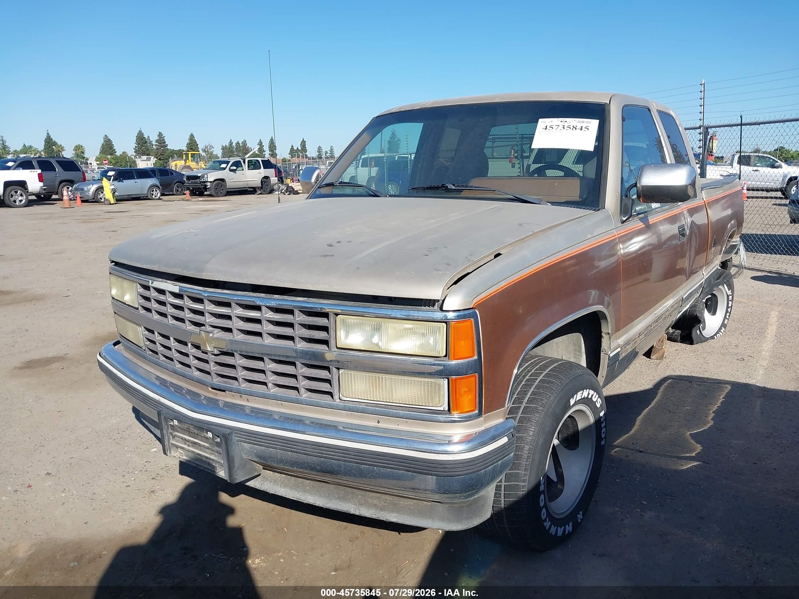 1990 Chevrolet Gmt-400 C1500 Коричневый vin: 2GCEC19K5L1246591
