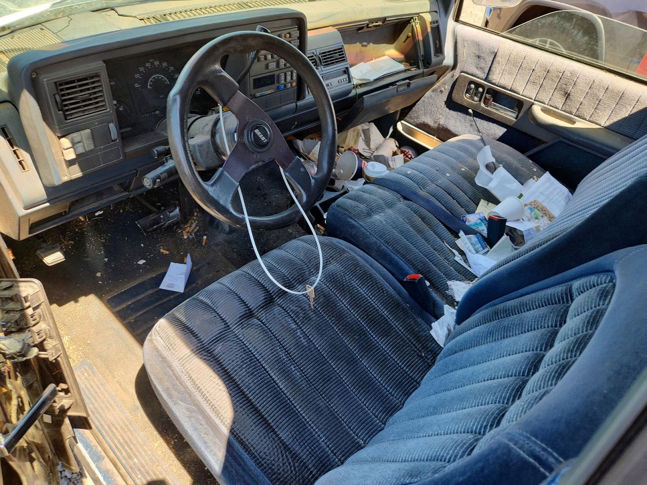 1991 Chevrolet Gmt-400 C1500 Blue vin: 2GCEC19K5M1213365