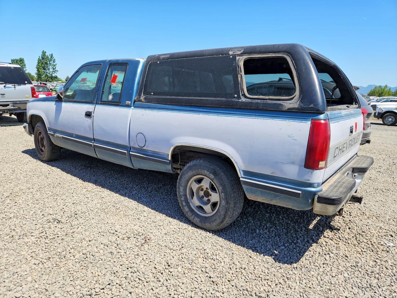 1991 Chevrolet Gmt-400 C1500 Blue vin: 2GCEC19K5M1213365
