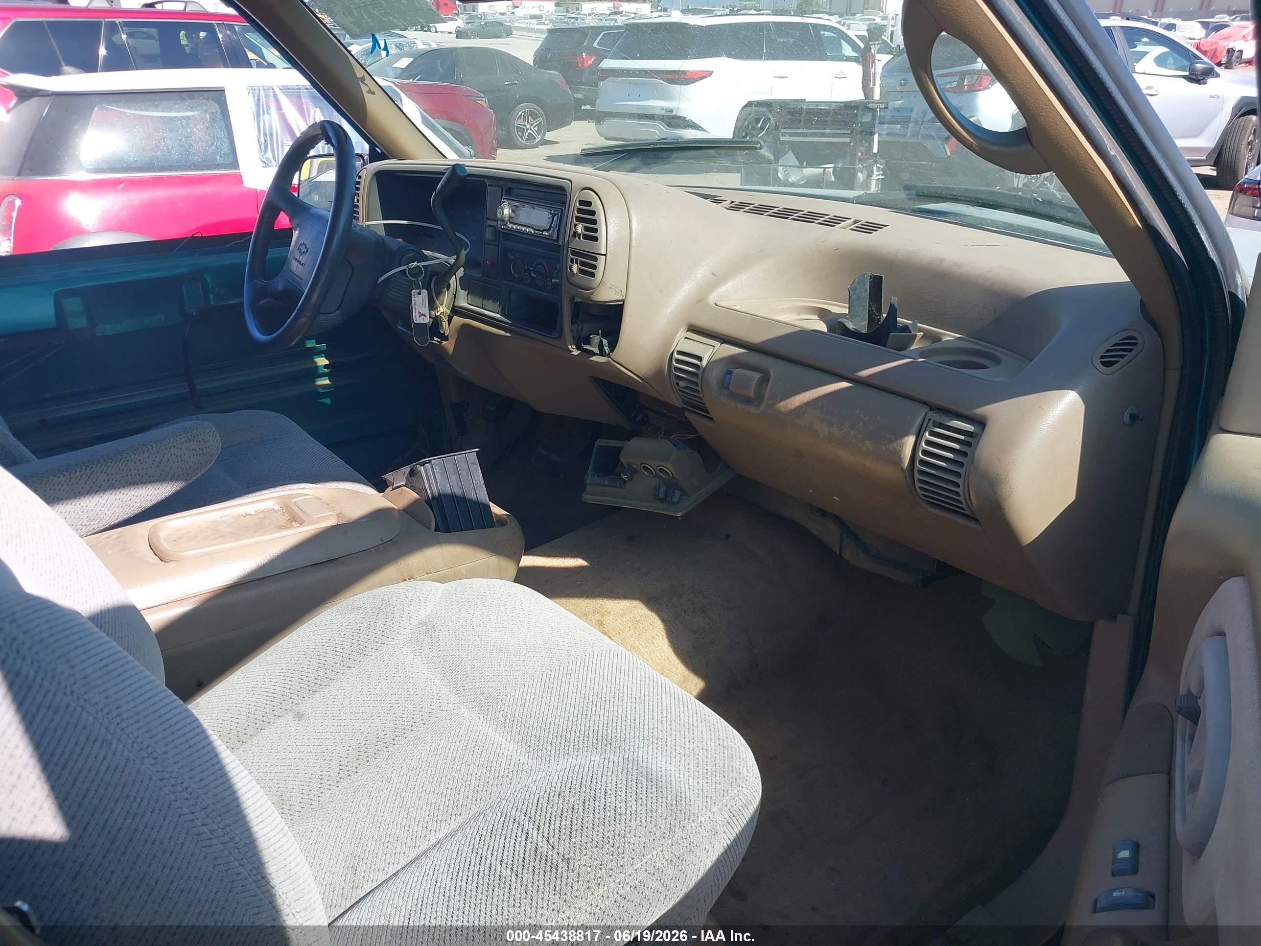 1995 Chevrolet Gmt-400 C1500 Green vin: 2GCEC19K7S1264041