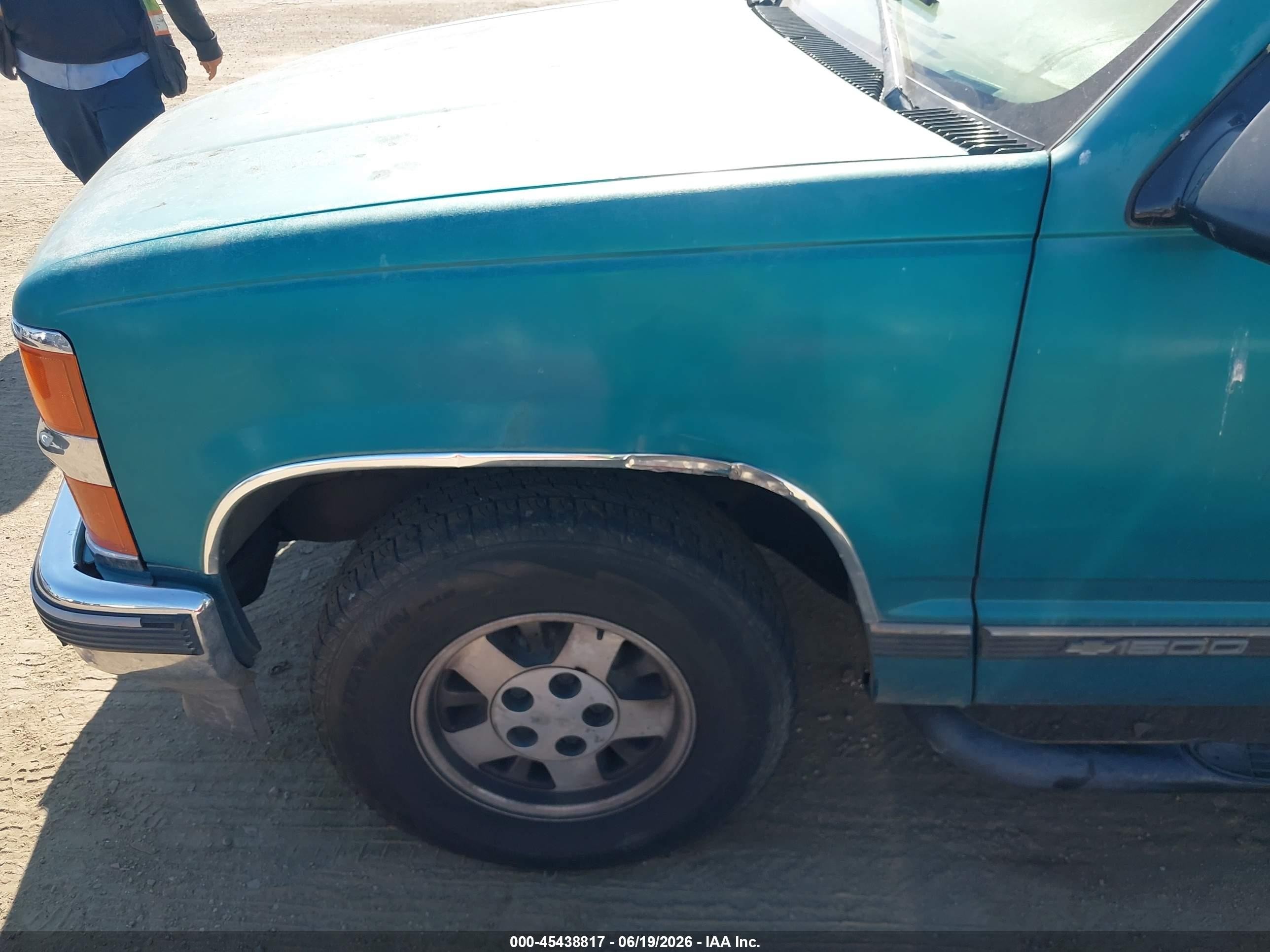 1995 Chevrolet Gmt-400 C1500 Green vin: 2GCEC19K7S1264041