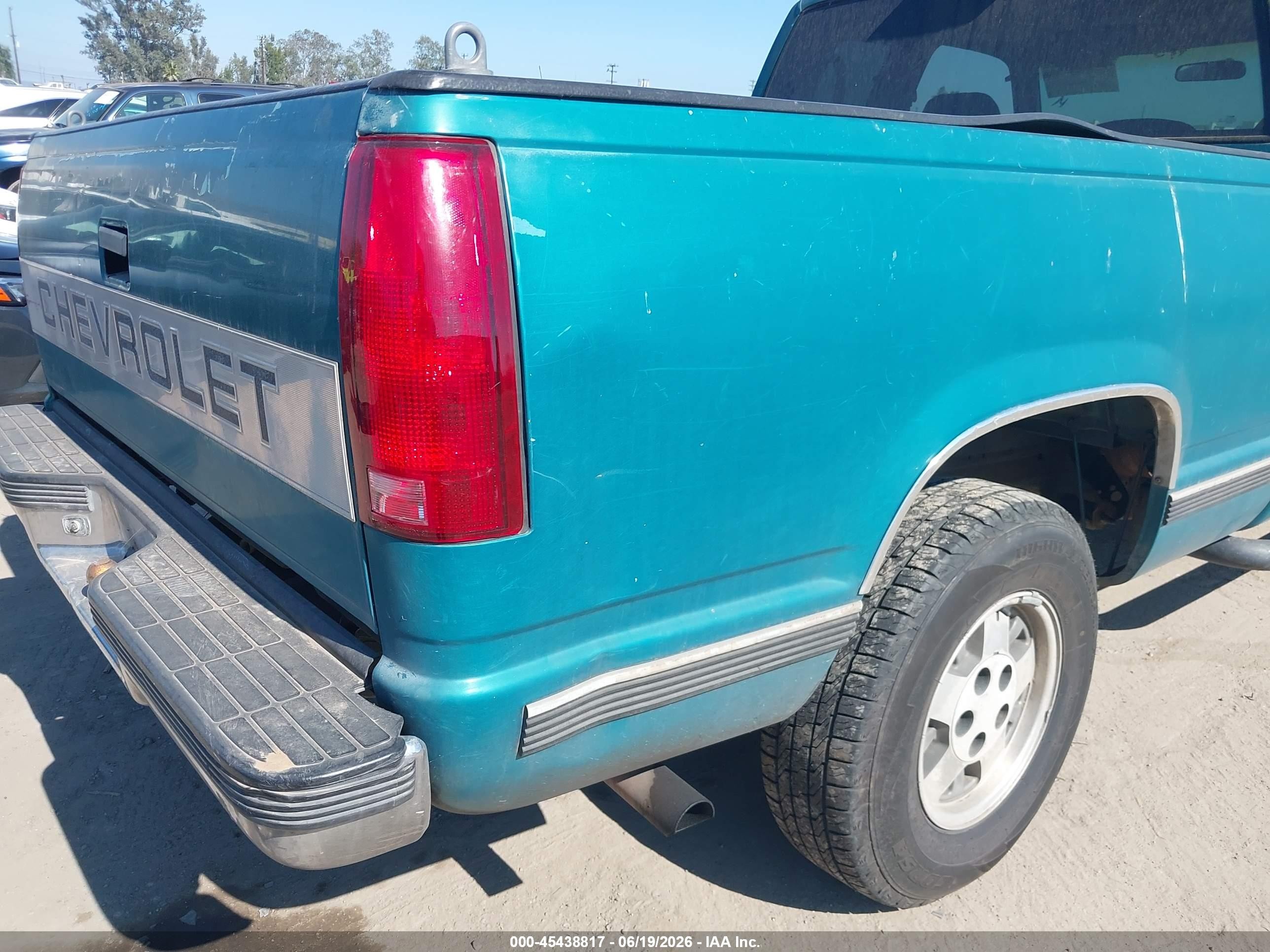 1995 Chevrolet Gmt-400 C1500 Green vin: 2GCEC19K7S1264041