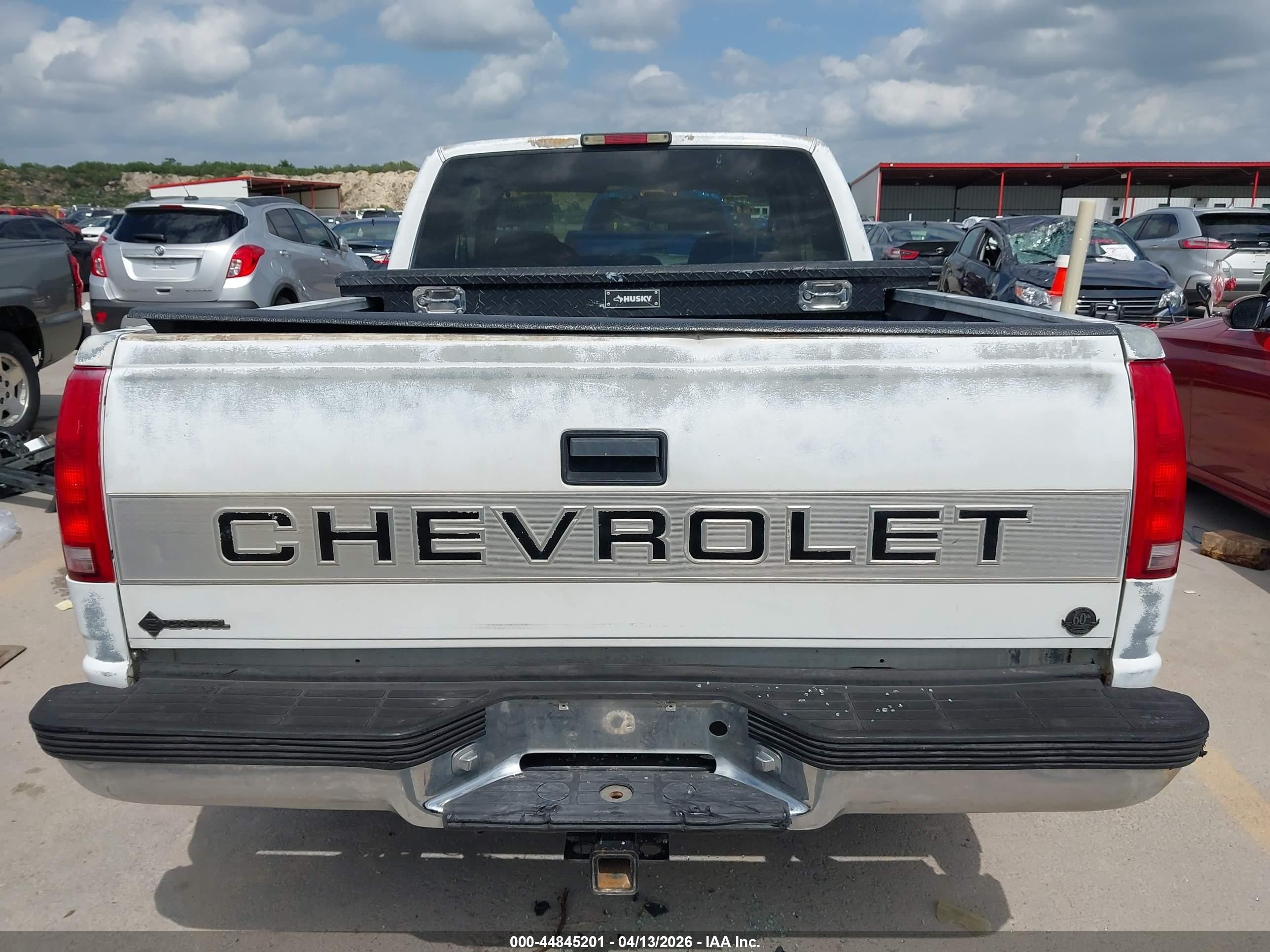 1995 Chevrolet Gmt-400 C1500 White vin: 2GCEC19K8S1172632
