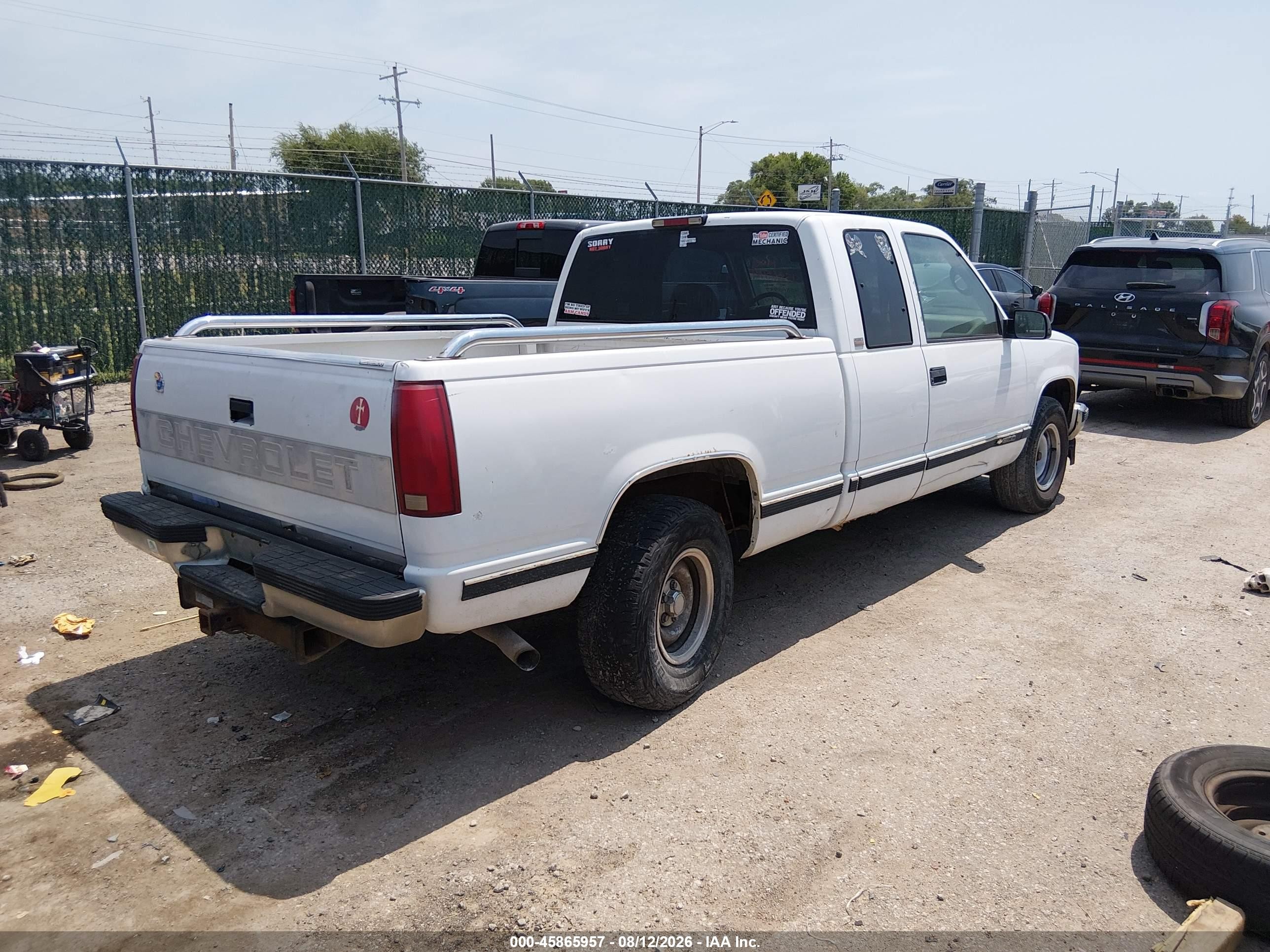 1996 Chevrolet Gmt-400 C1500 White vin: 2GCEC19M2T1208558