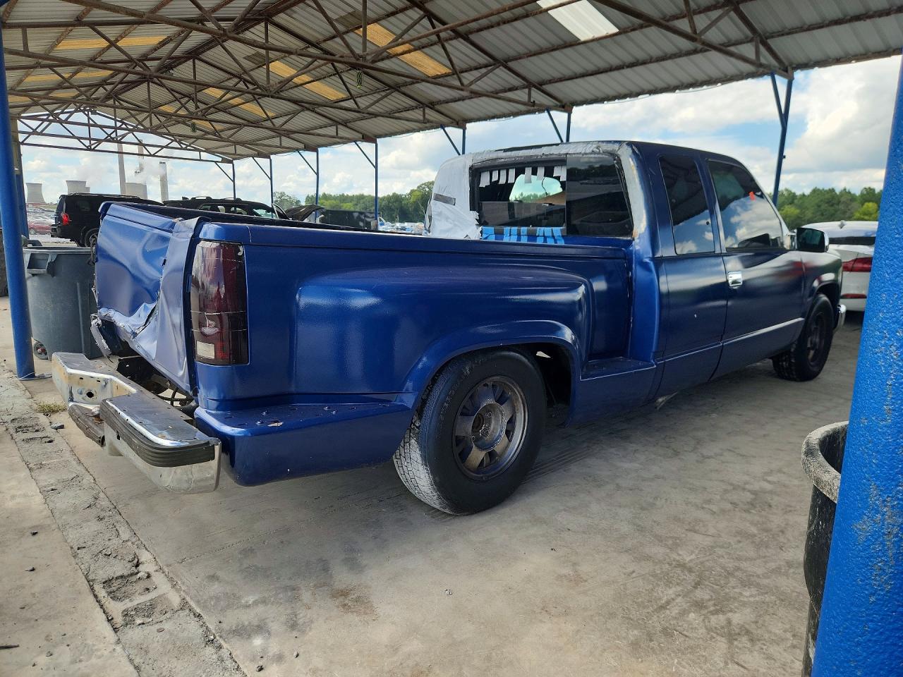 1998 Chevrolet Gmt-400 C1500 Blue vin: 2GCEC19M2W1258123