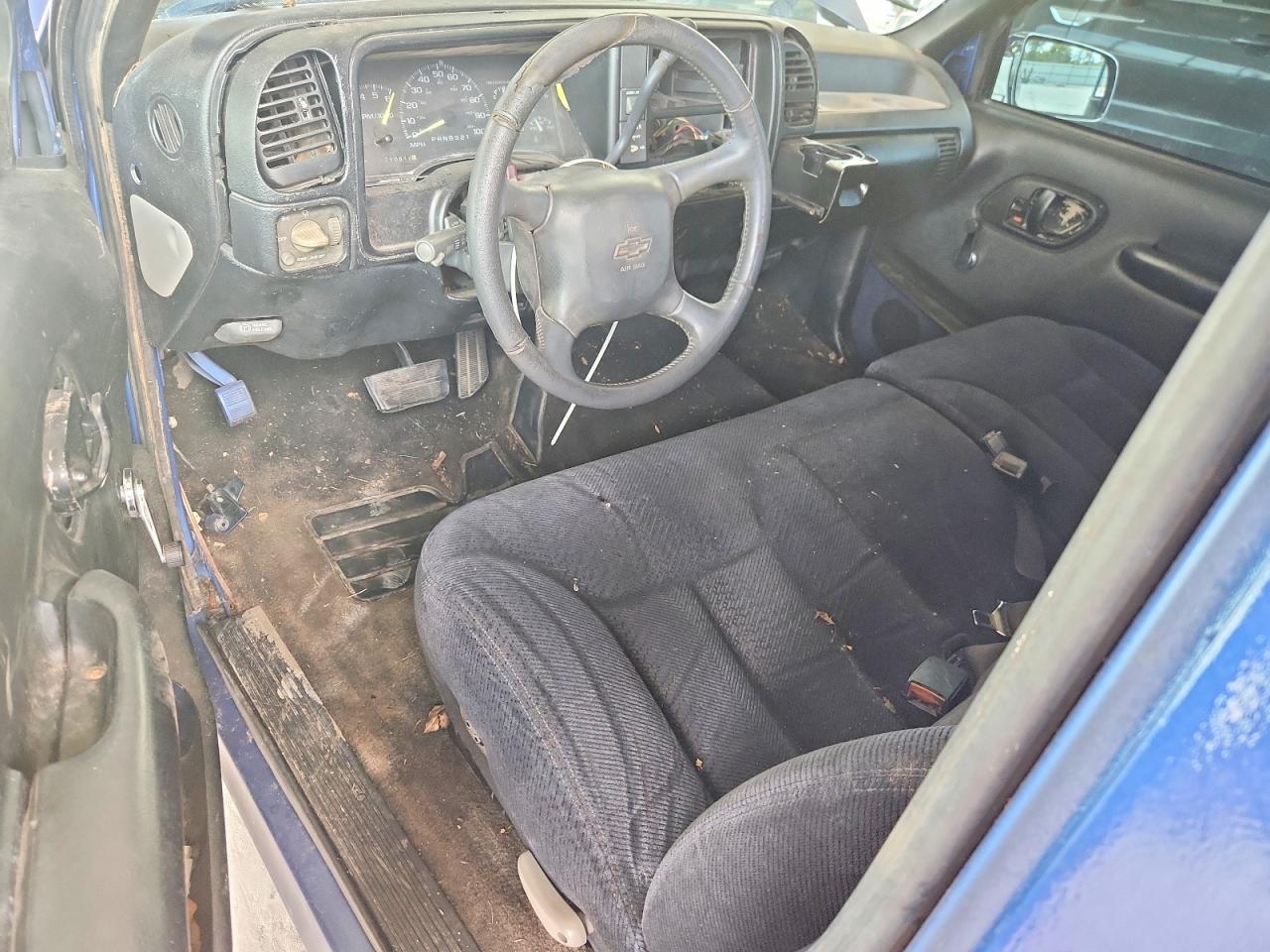 1998 Chevrolet Gmt-400 C1500 Blue vin: 2GCEC19M2W1258123