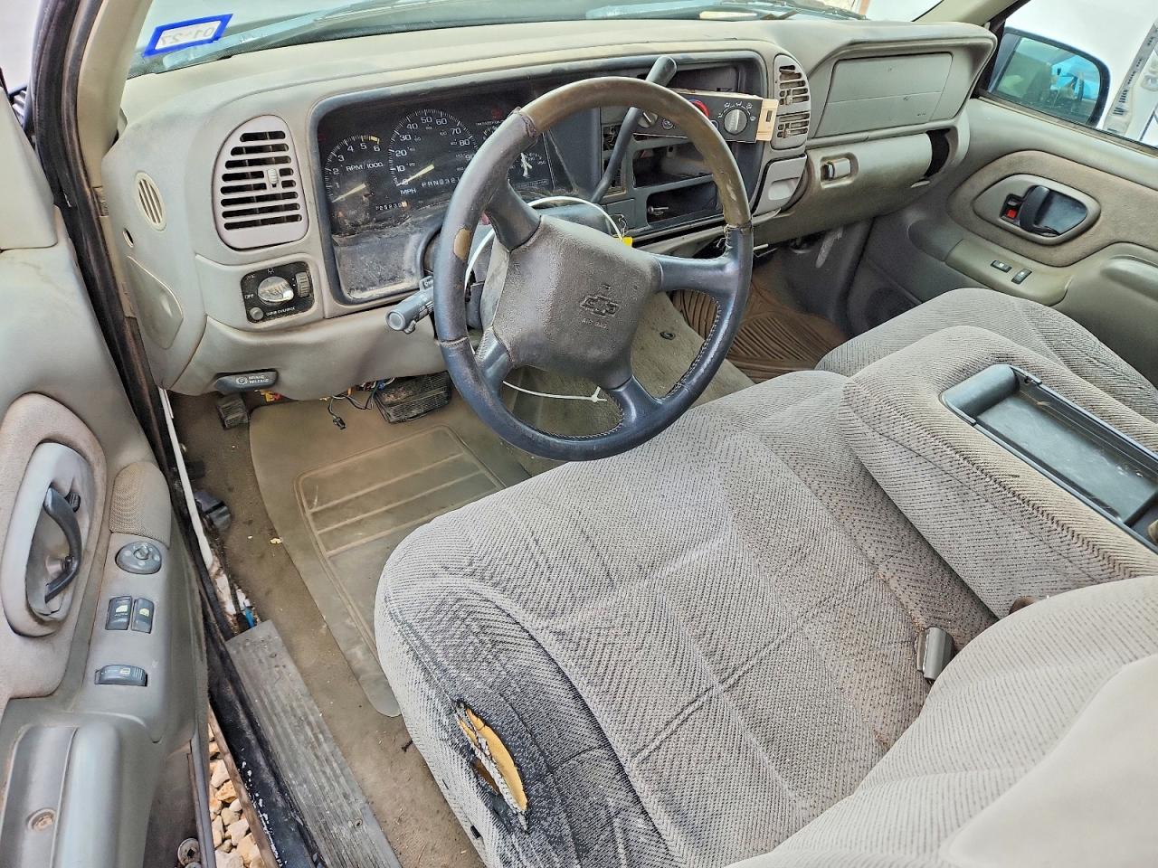 1998 Chevrolet Gmt-400 C1500 Gray vin: 2GCEC19M2W1272619